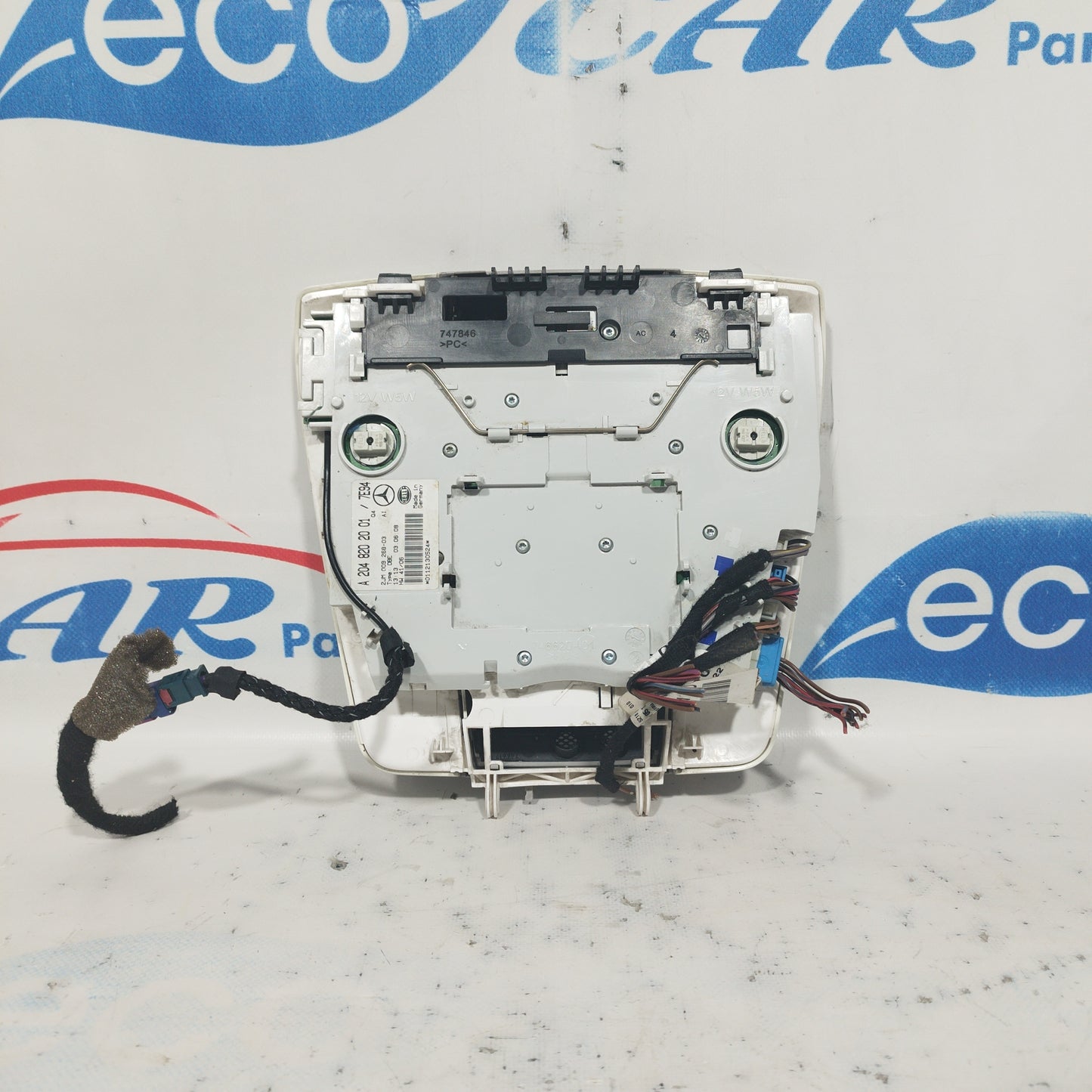 Courtesy light Mercedes C-Class W204 2010 code: A2048202001 ecoAC5899