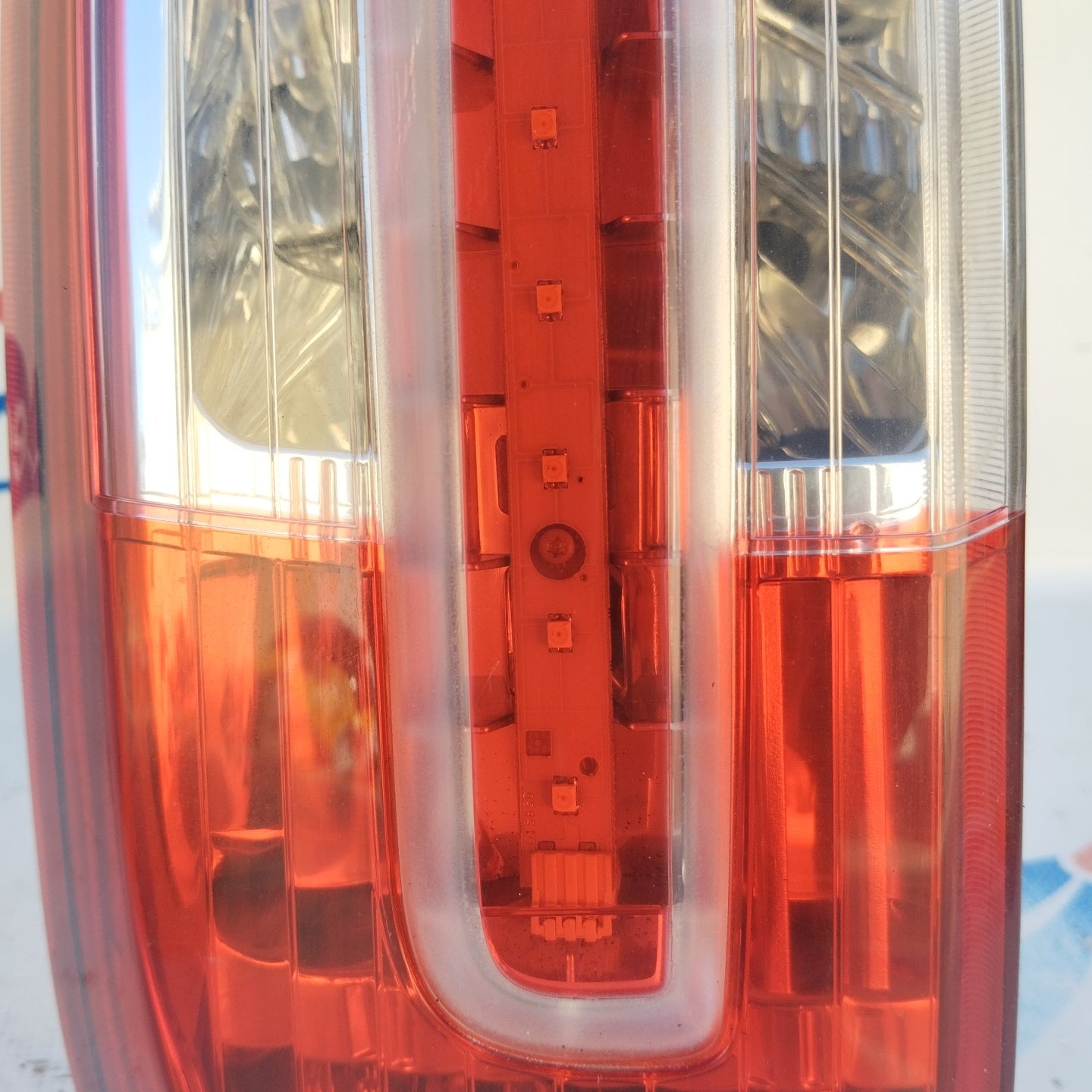 Ford C-Max 2009 linke Rückleuchte (LED) ecoAG3382