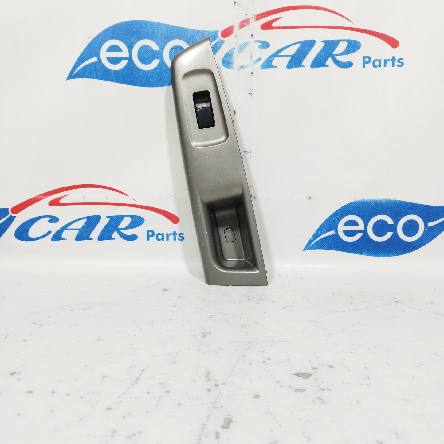 Right front control panel Subaru impreza 2010 5 PIN code: 94266FG060 ecoAC5923