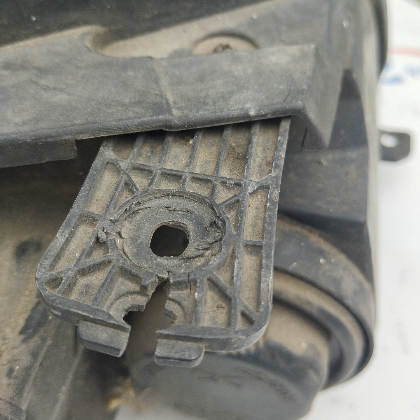 Fanale anteriore sx Chevrolet Captiva 2010 ecoAG3455