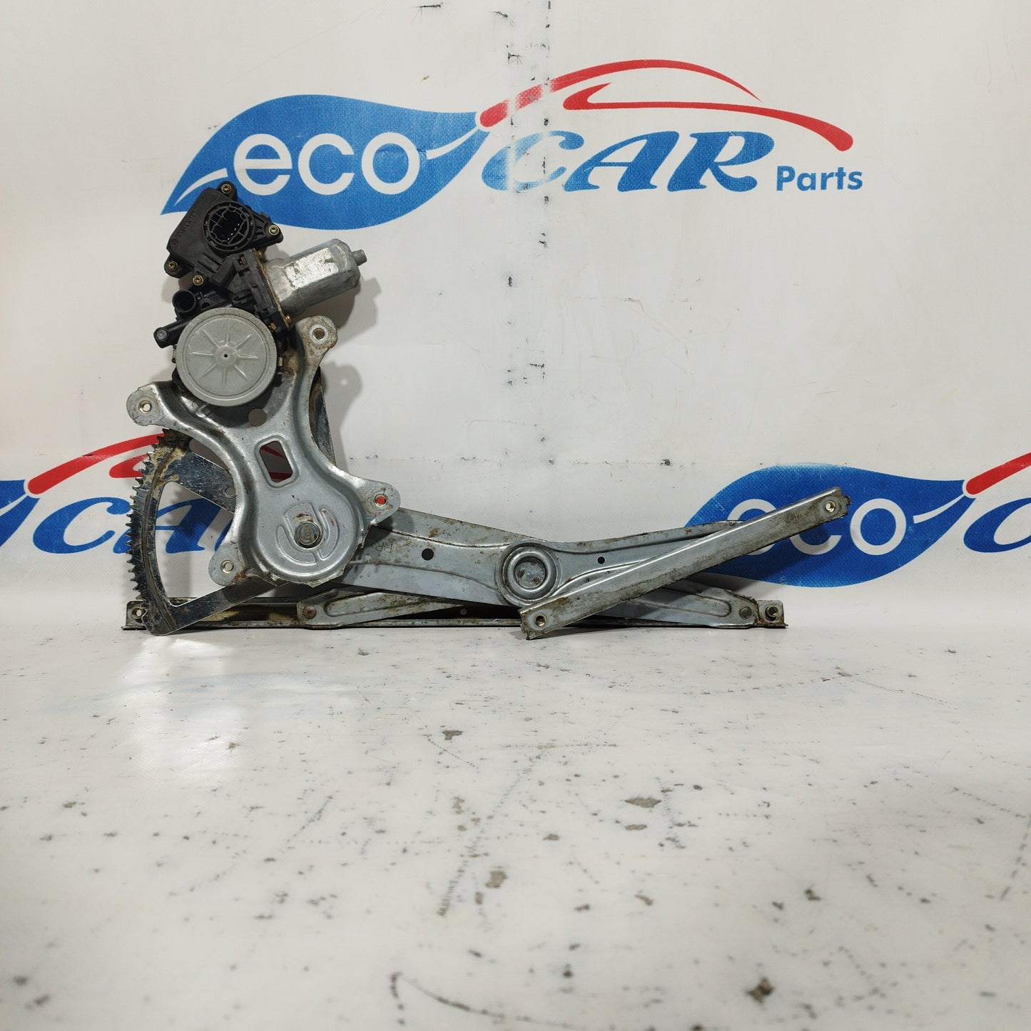 Right rear rack Toyota Corolla 2004 6 Pin code: 69830-0F020 ecoAC6006