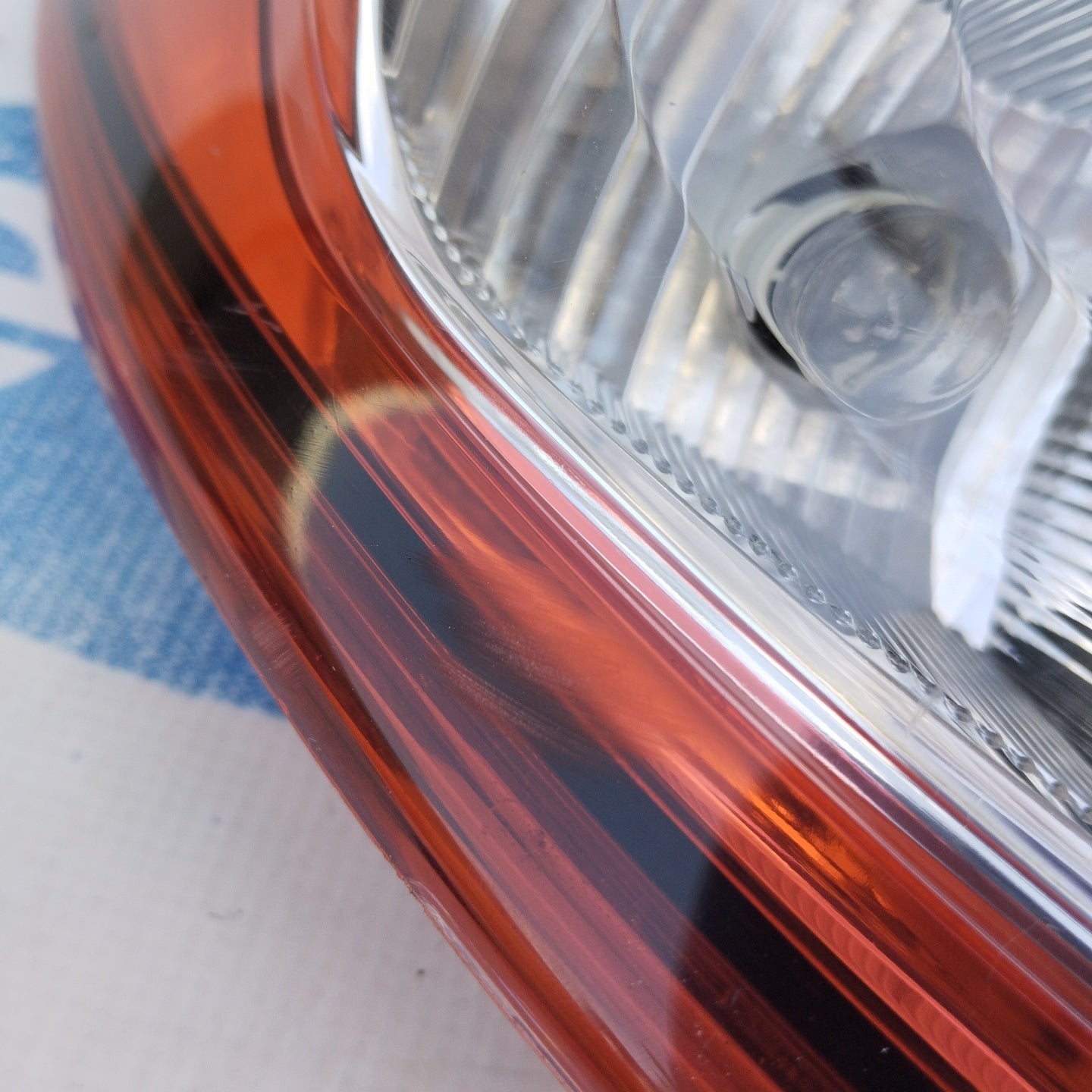 Linke Rückleuchte Ford Fiesta 2015 ecoAG3473