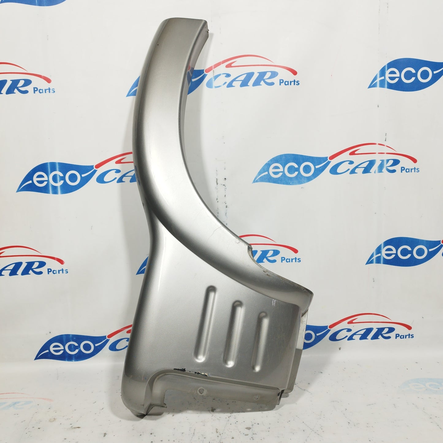 Silver gray right rear fender Mahindra Goa 2008 ecoAC6022