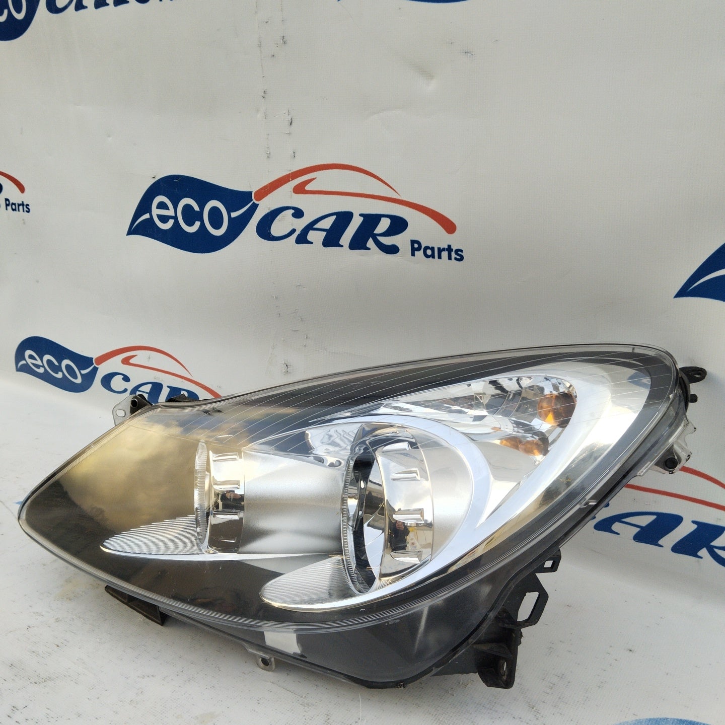 Fanale anteriore sx Opel Corsa D fondo nero ecoAG3477