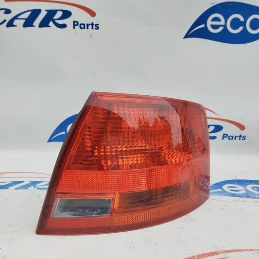 Äußere rechte Rückleuchte Audi A4 B7 SW 2006 ecoAG3481