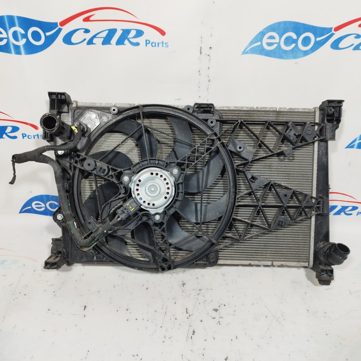 Water radiator complete with fan Alfa Romeo Giulietta 1.6 JDTM 105CV 2013 code: 884660600 ecoAC6039