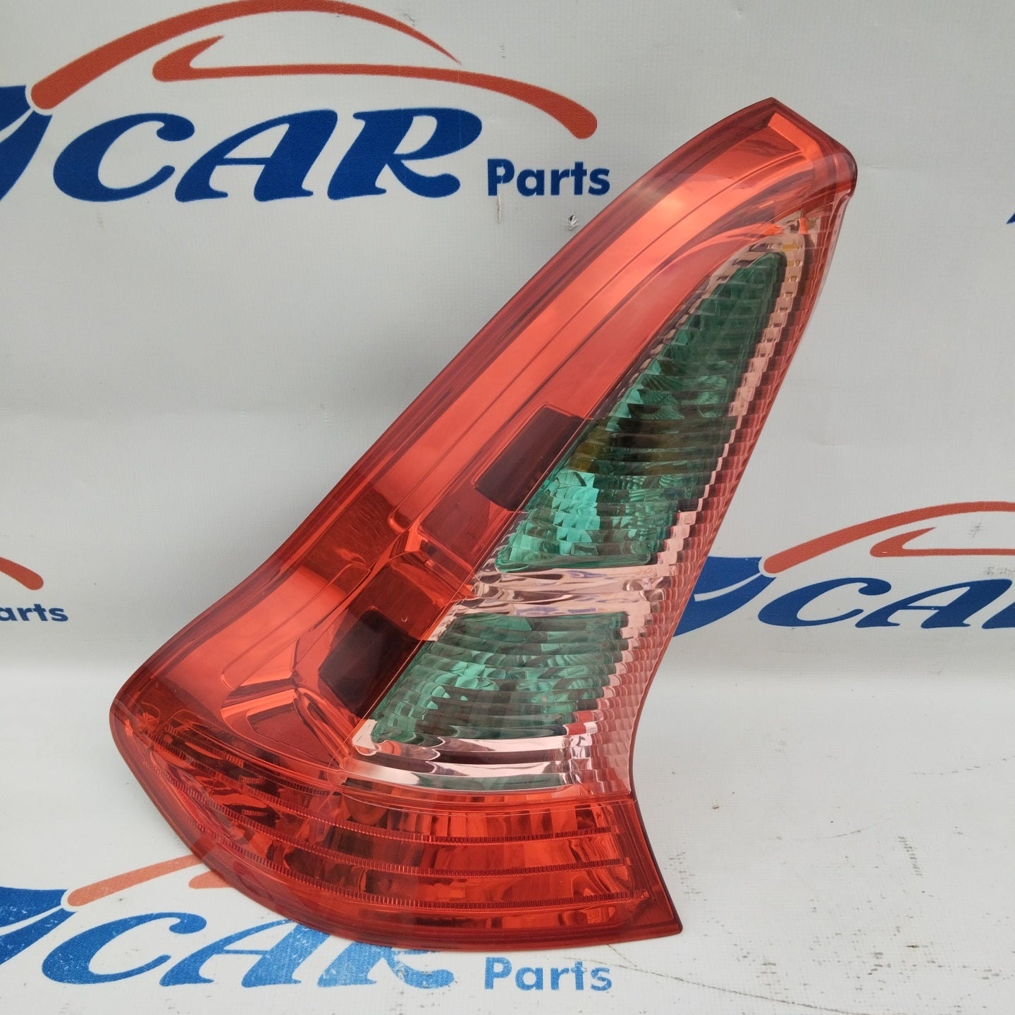 Linke Rückleuchte Citroen C4 2007 Code: 9646801777 ecoAG3490