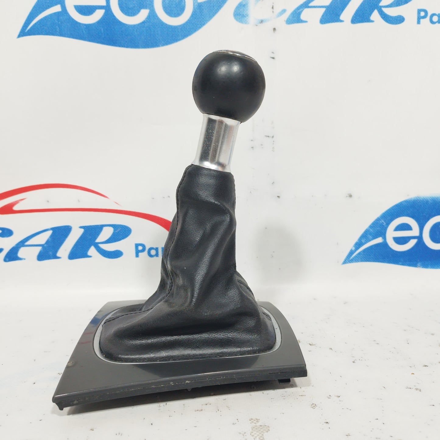 Schaltknauf und Schaltsack komplett mit Rahmen Audi A3 2005 ecoAC6069