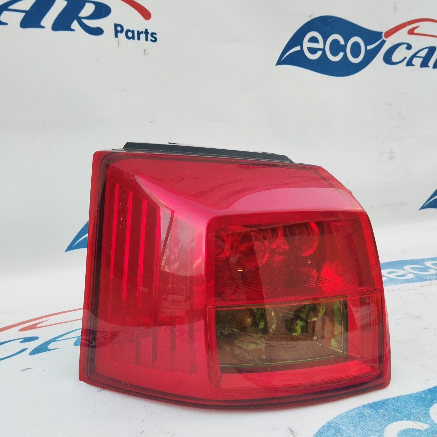 Peugeot 4007 linke äußere Rückleuchte, Code: 220-87919 ecoAG3502