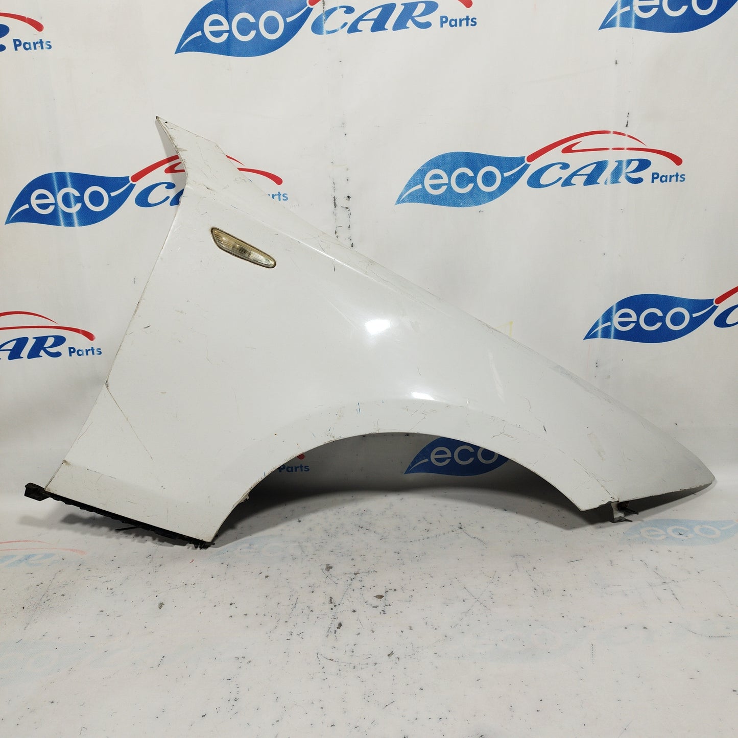 Parafango anteriore dx bianco Bmw Serie 1 2006 ecoAC6109