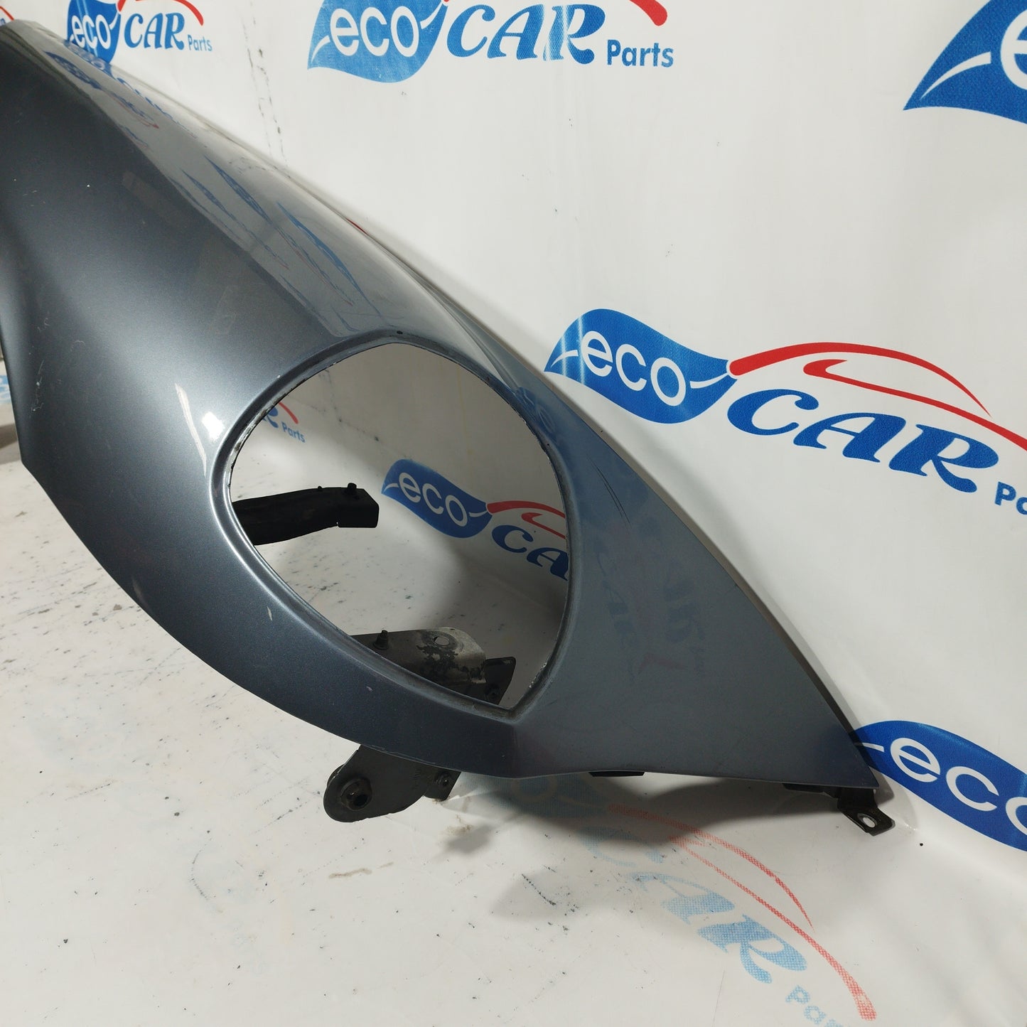 Parafango anteriore dx grigio Lancia Thesis ecoAC6111