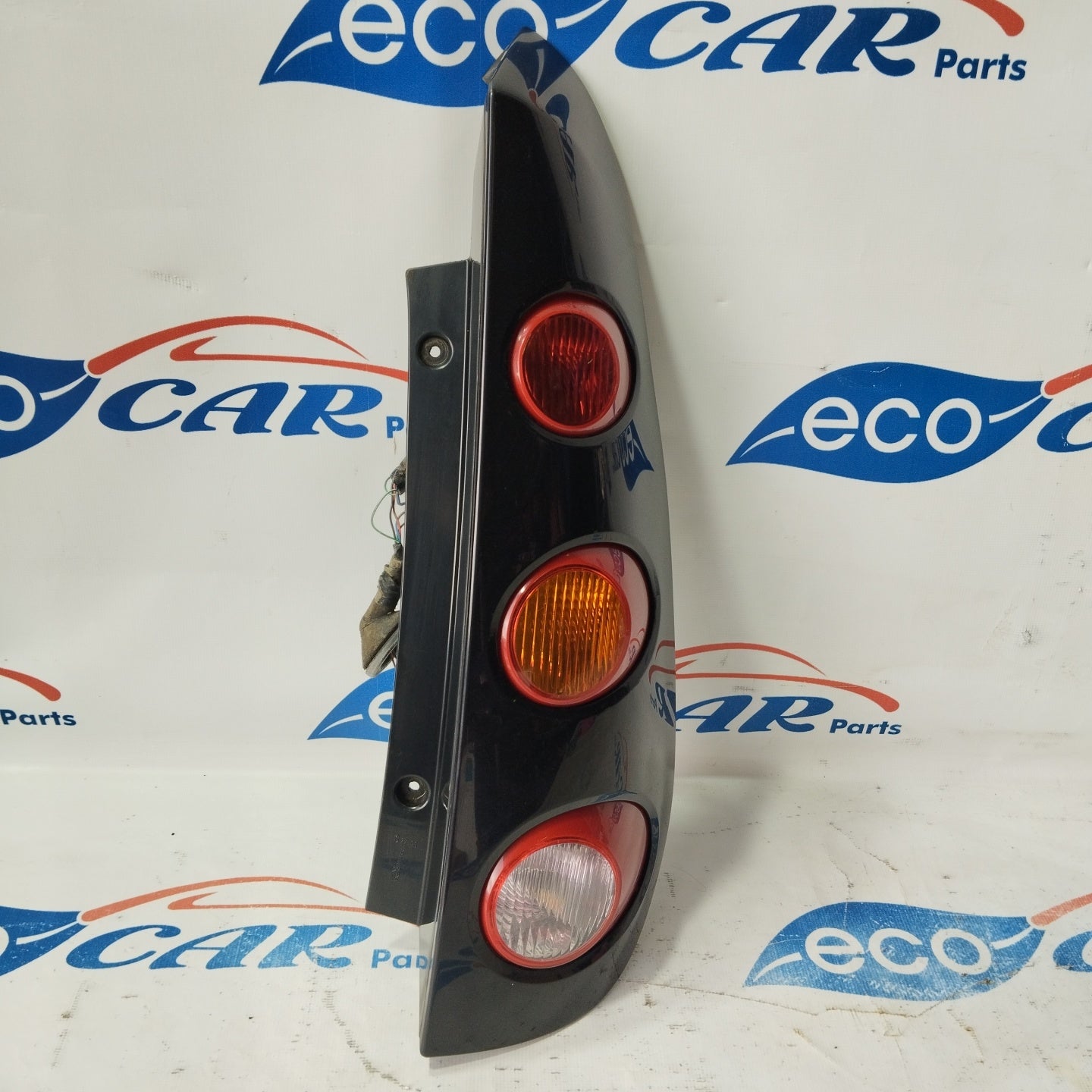 Rechtes Rücklicht Smart Forfour 2005 ecoAG3519