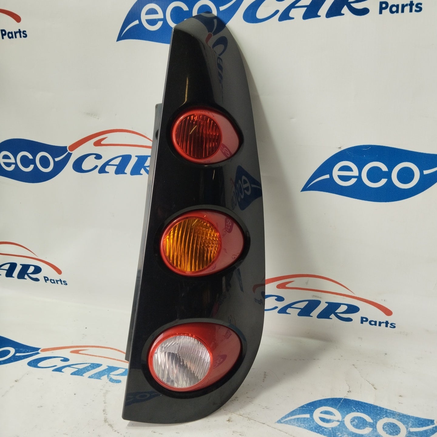 Rechtes Rücklicht Smart Forfour 2005 ecoAG3519