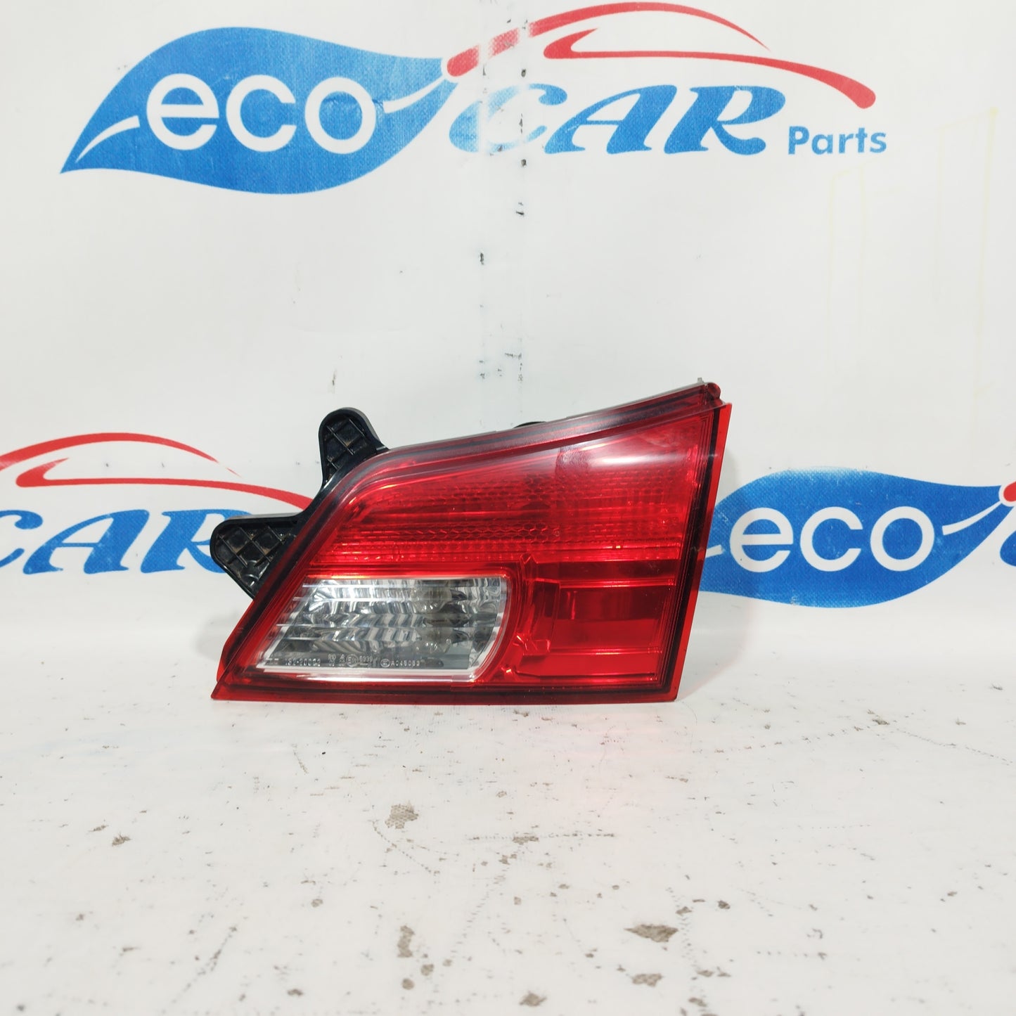Subaru Outback 2012 ecoAC6129 Rechte Rückleuchte