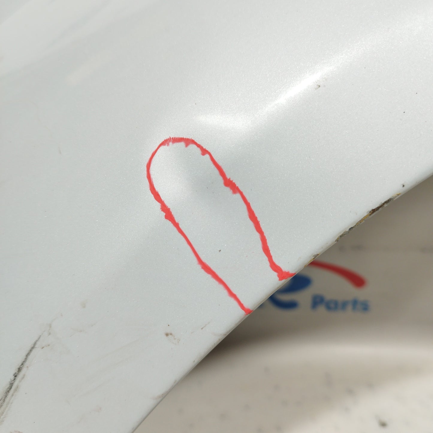Radiant white left front fender Fiat Punto Evo ecoAC6161