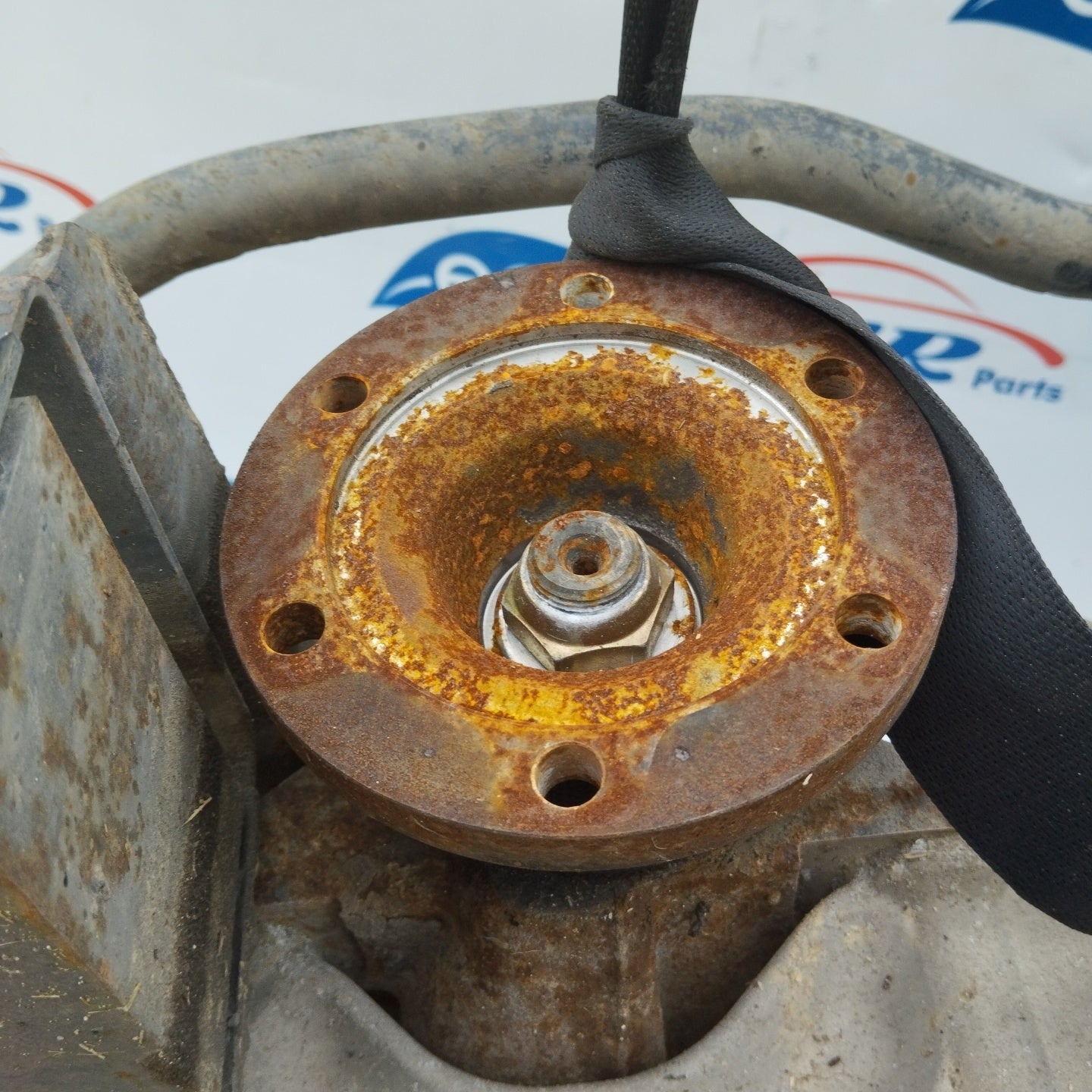 Komplette Hinterachse Mitsubishi Pajero 3.2 00/07 ecoAG3557