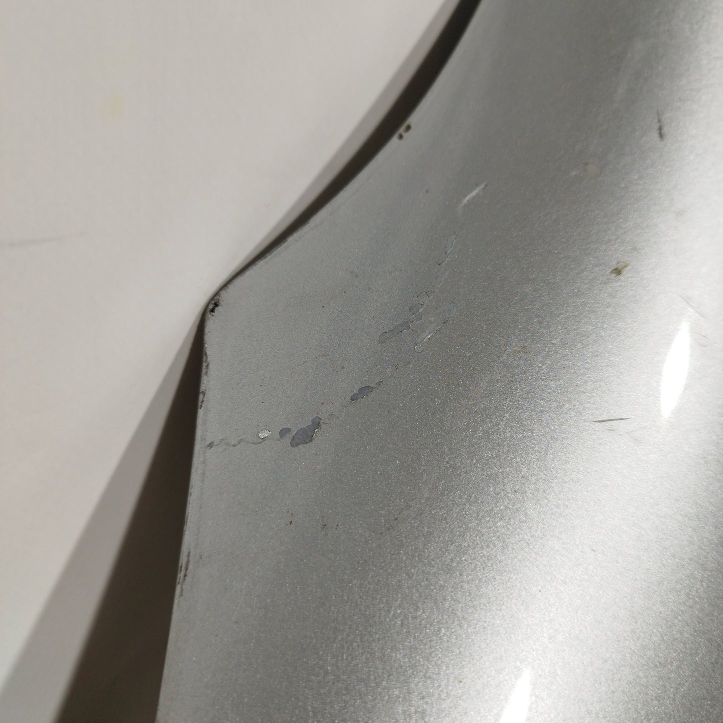 Parafango anteriore sx grigio argento Toyota Yaris Verso 2001 ecoAC6195