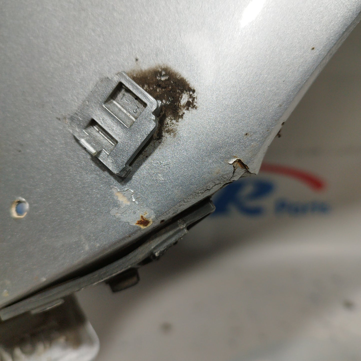 Parafango anteriore sx grigio argento Toyota Yaris Verso 2001 ecoAC6195