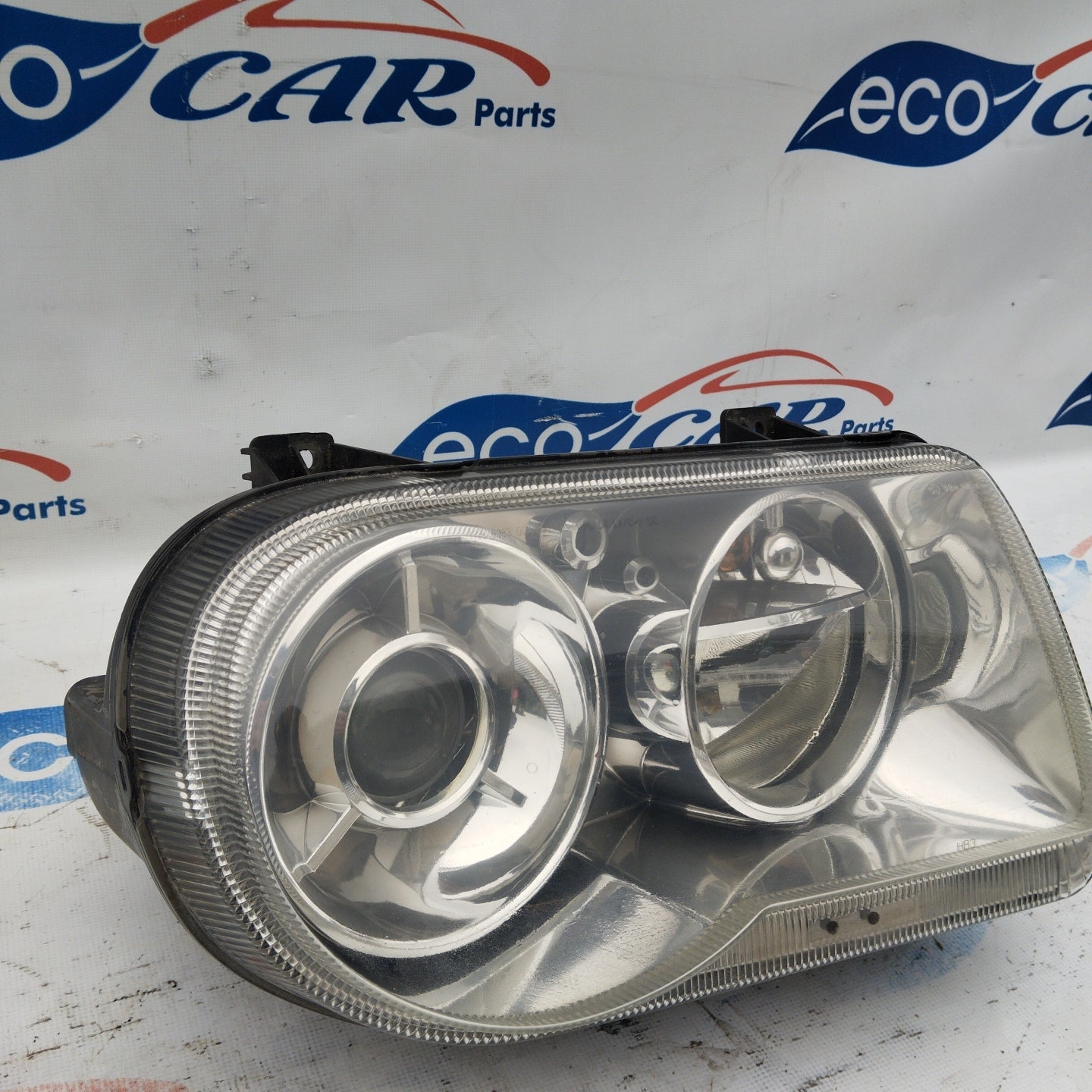 Fanale anteriore dx Xenon Chrysler 300C ecoAG3593