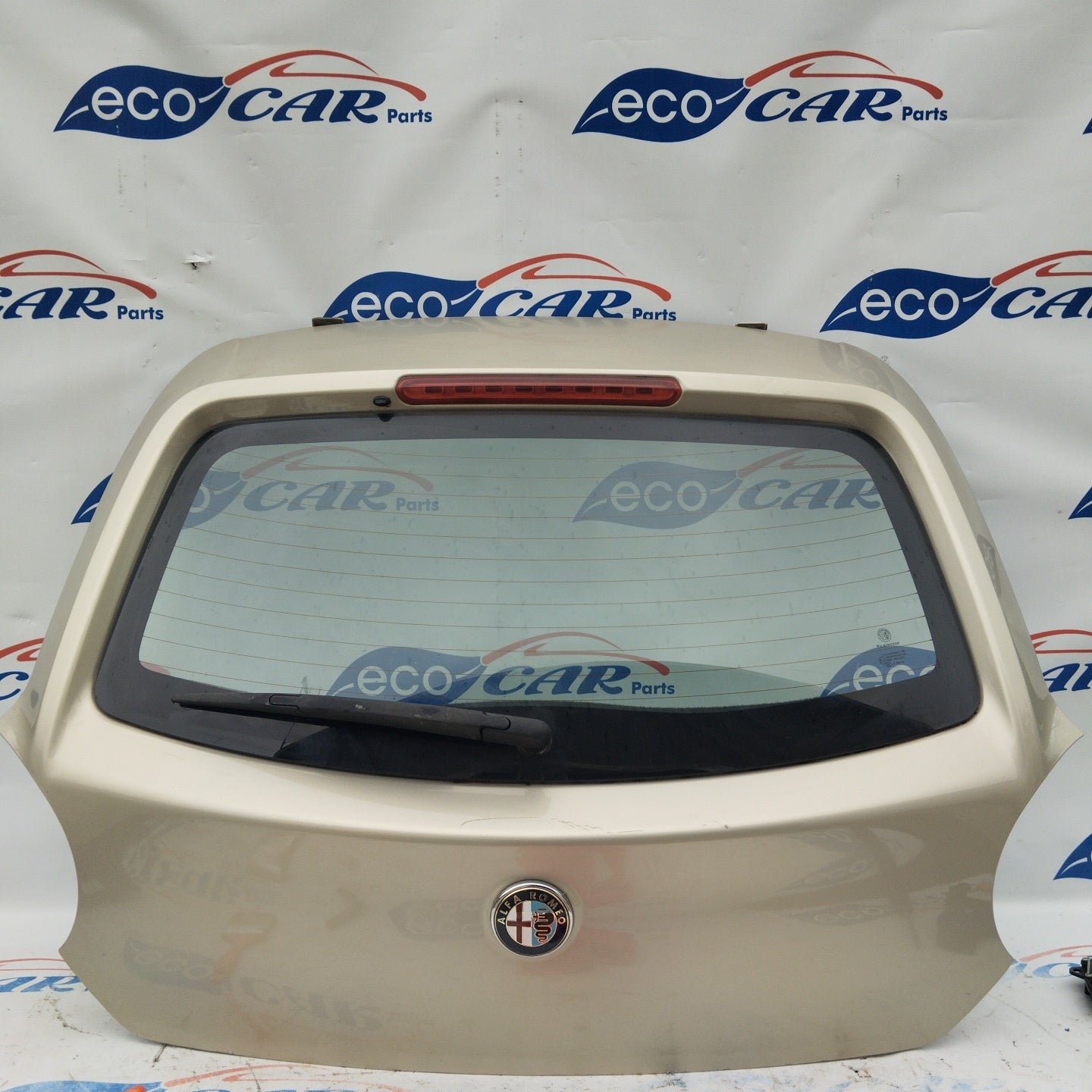 Portellone oro Alfa Romeo Mito ecoAG3603