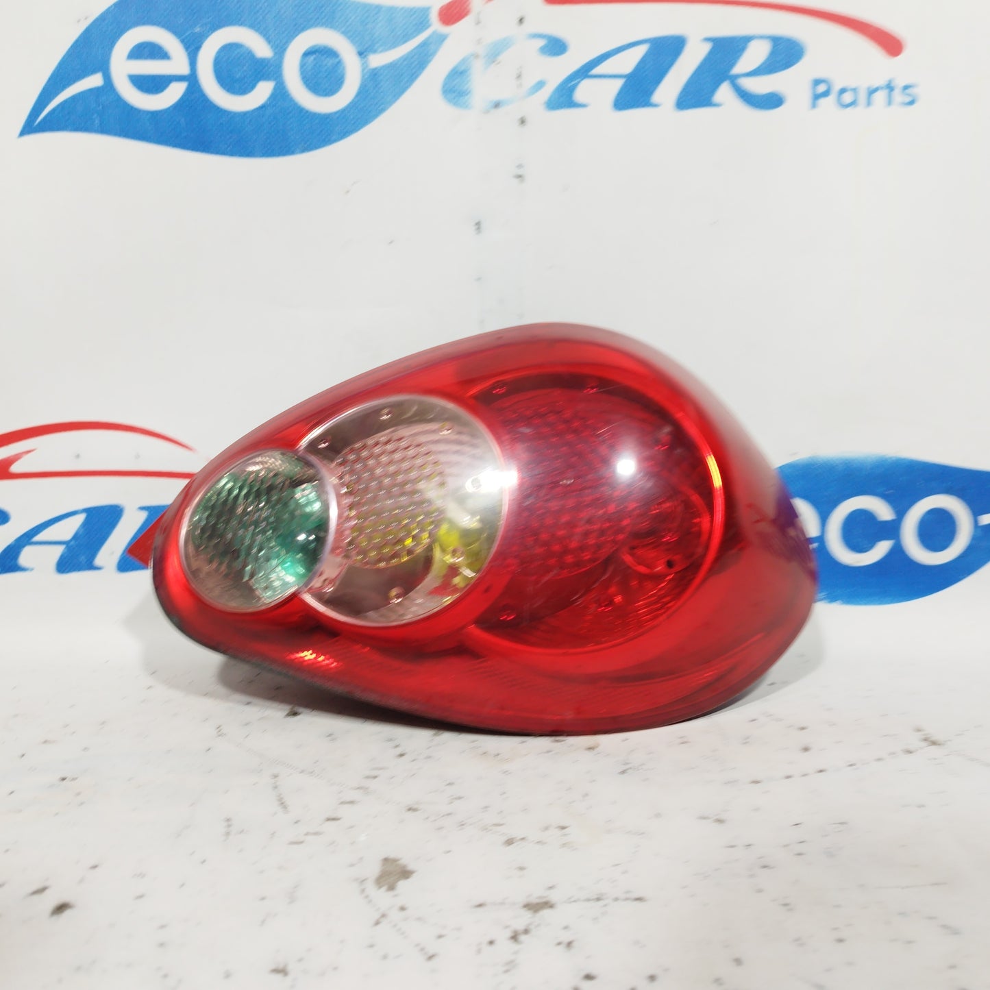 Toyota Aygo 2005 ecoAC6210 rechte Rückleuchte