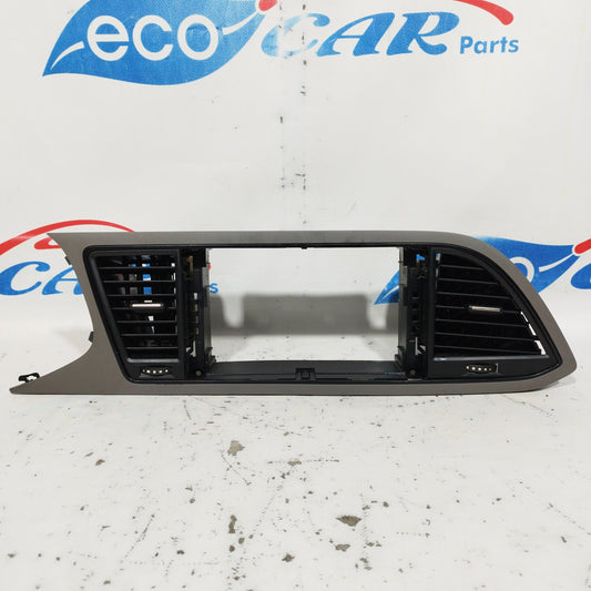 Mittelrahmen mit Belüftungsöffnungen Seat Leon 2015 Code: 08435006 ecoAC6214