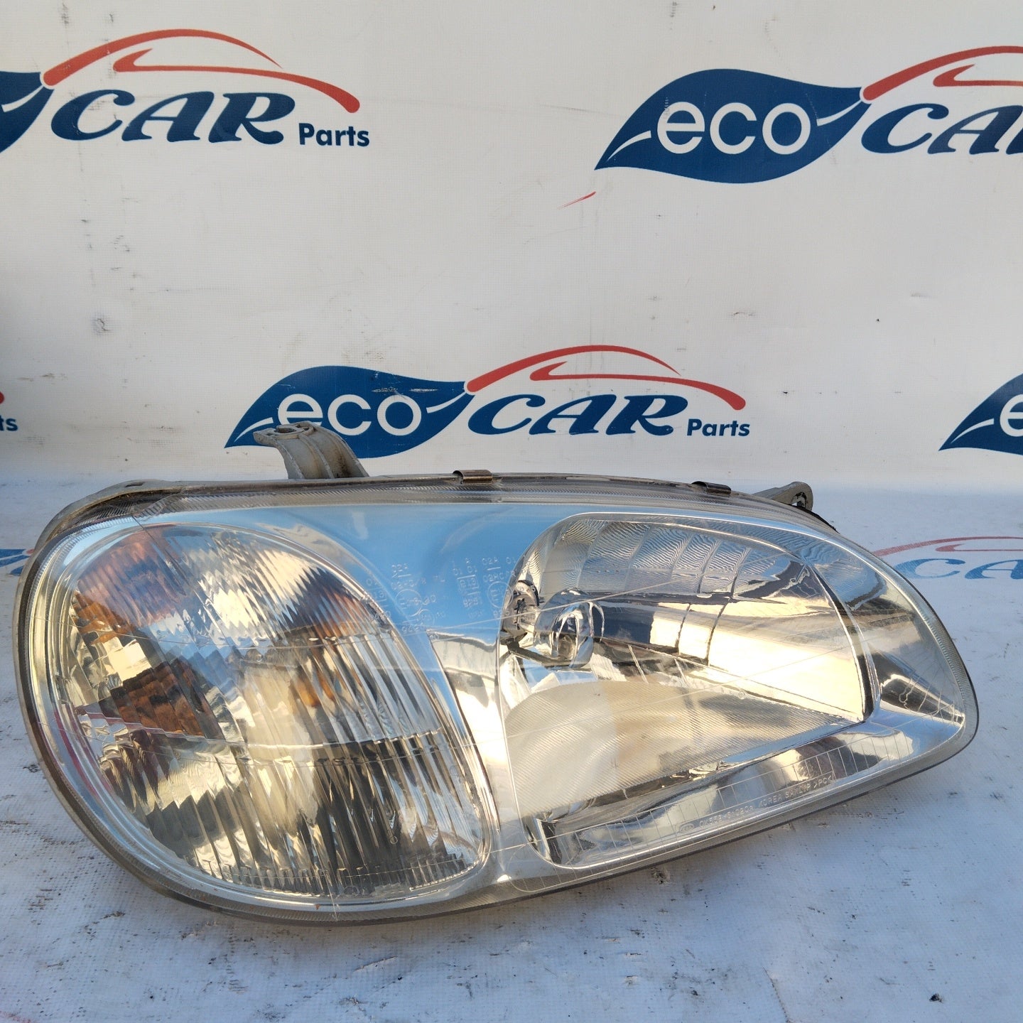 Fanale anteriore dx Kia Carnival 2004 ecoAG3631