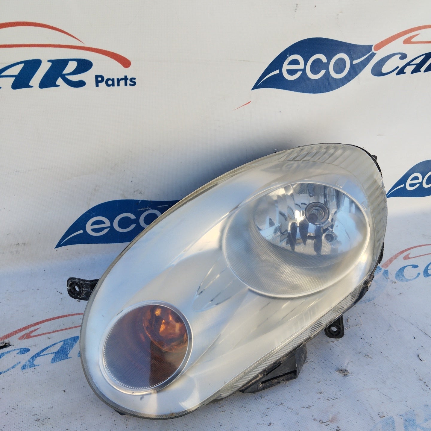 Fanale anteriore sx Dr1 2010 Cod. F114000052 ecoAG3634