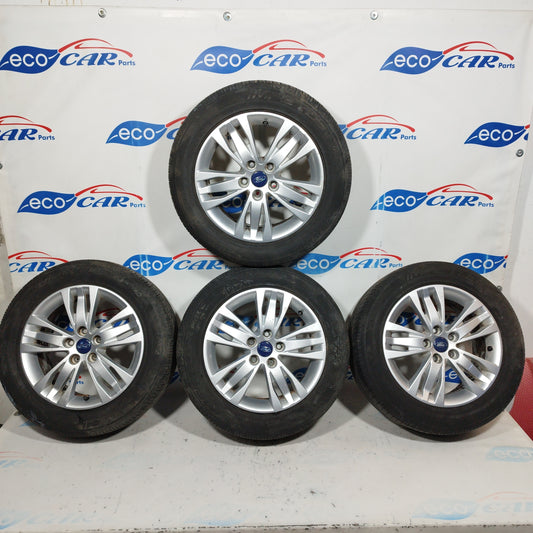 Cerchi in lega completi di gomme r16 Ford Focus 2014 ecoAC6236