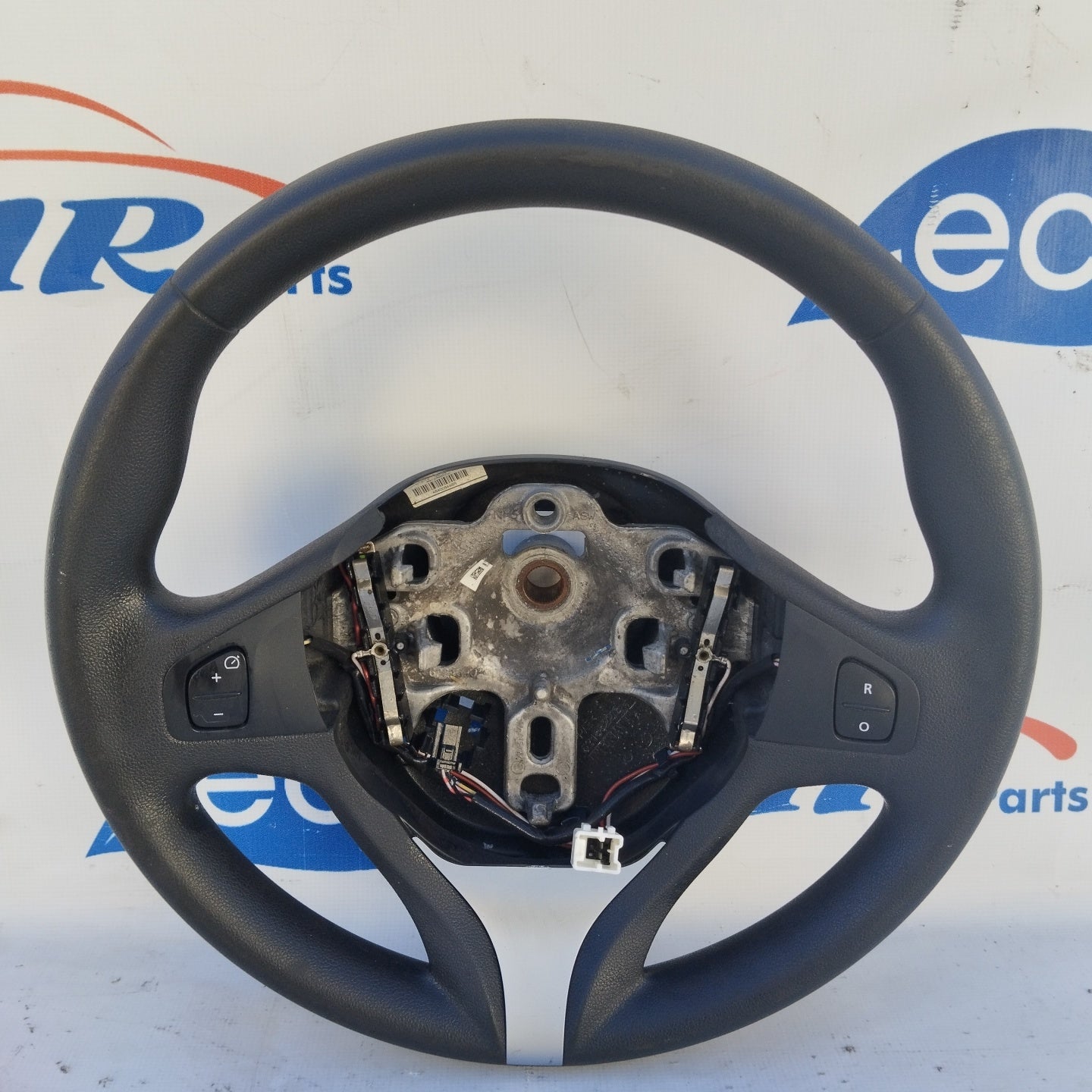 Steering wheel with controls Renault Clio 2015 code: 6218822/B ecoAG3679