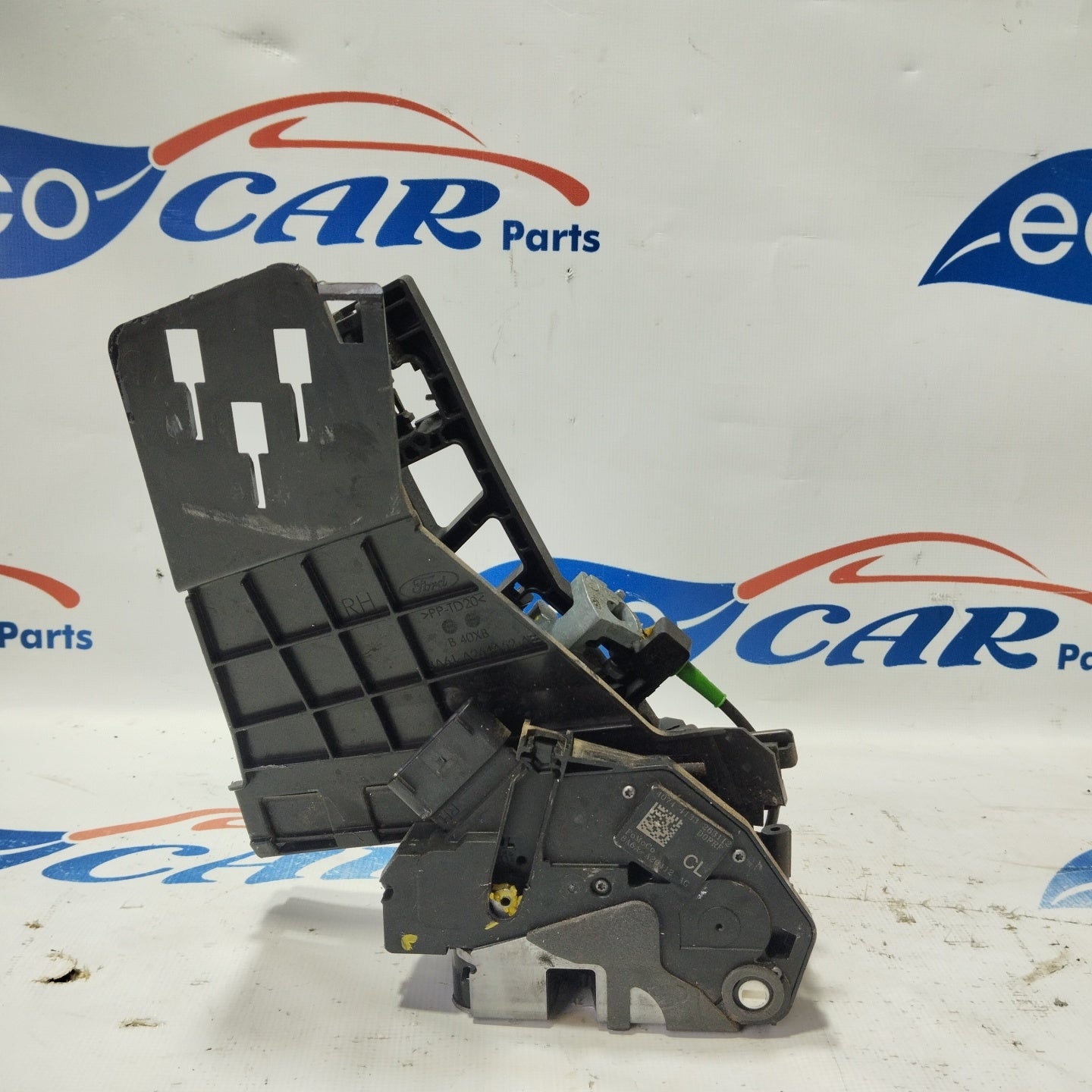 Serratura posteriore dx Ford Fiesta 2010 Cod. 8a6a-a26412-ag 4 pin ecoAG3698