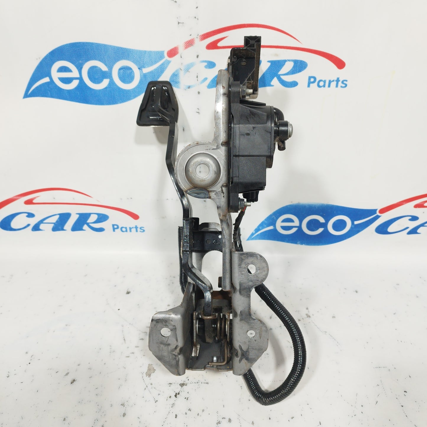 Pedaliera Nissan Qashqai 1.5 DCI 2013 codice: E0C1046X11 ecoAC6264