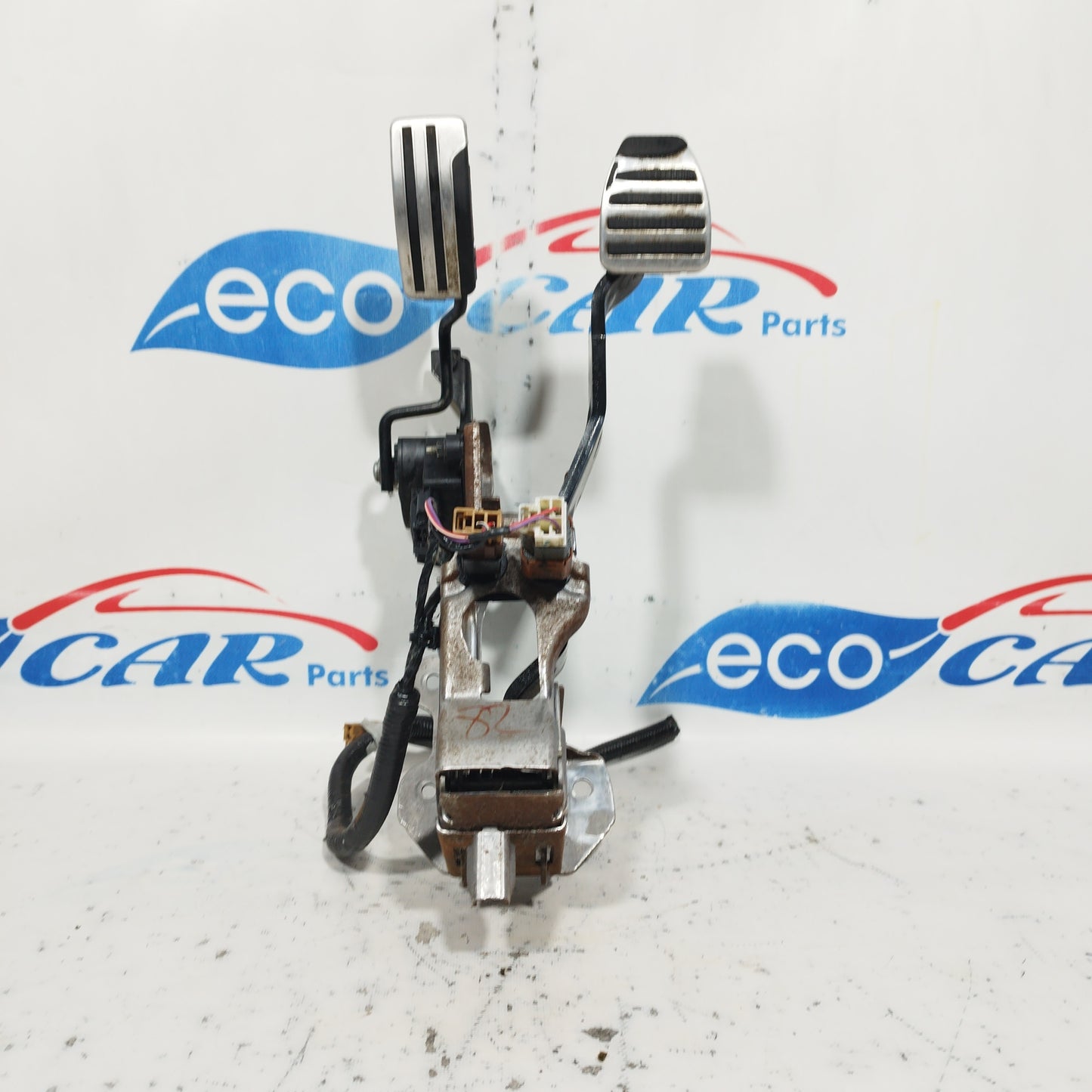 Pedaliera Nissan Qashqai 1.5 DCI 2013 codice: E0C1046X11 ecoAC6264