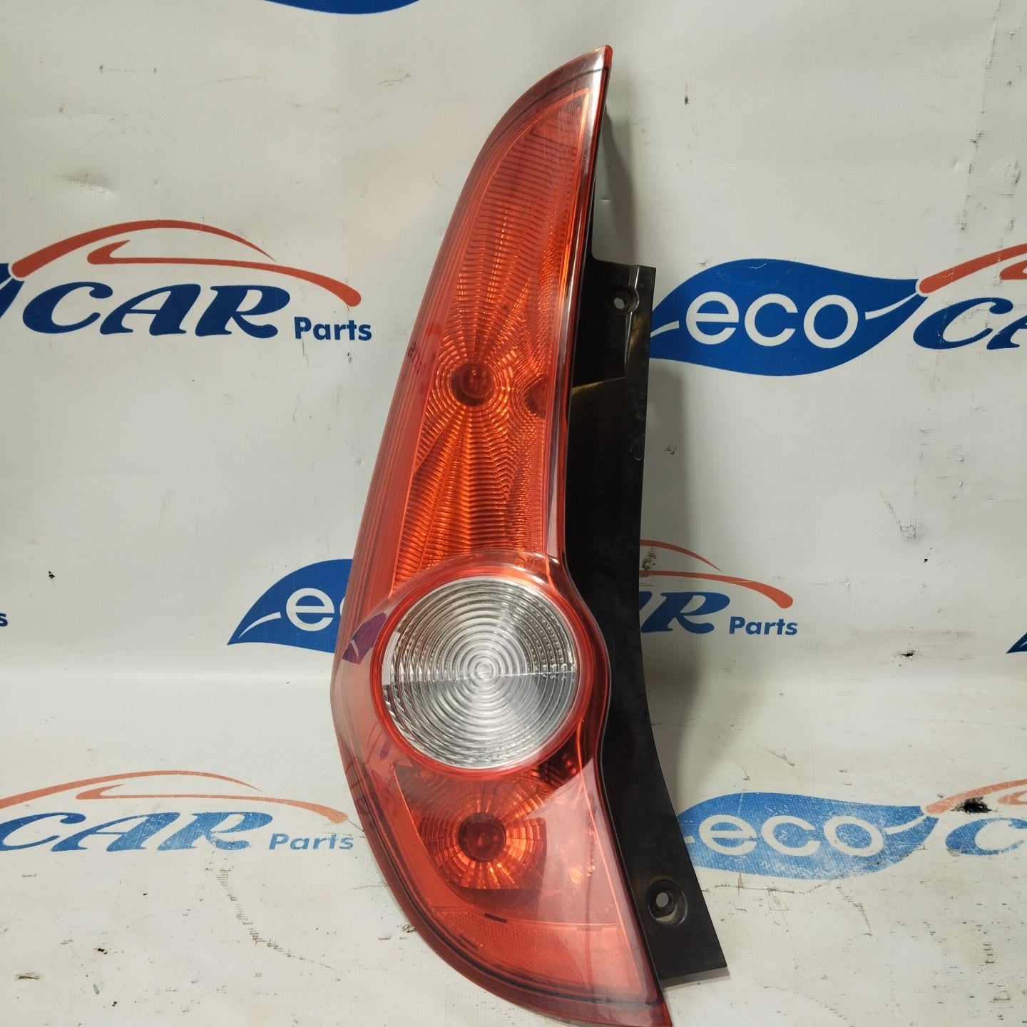 Linke Rückleuchte Opel Agila B 2009 ecoAG3704