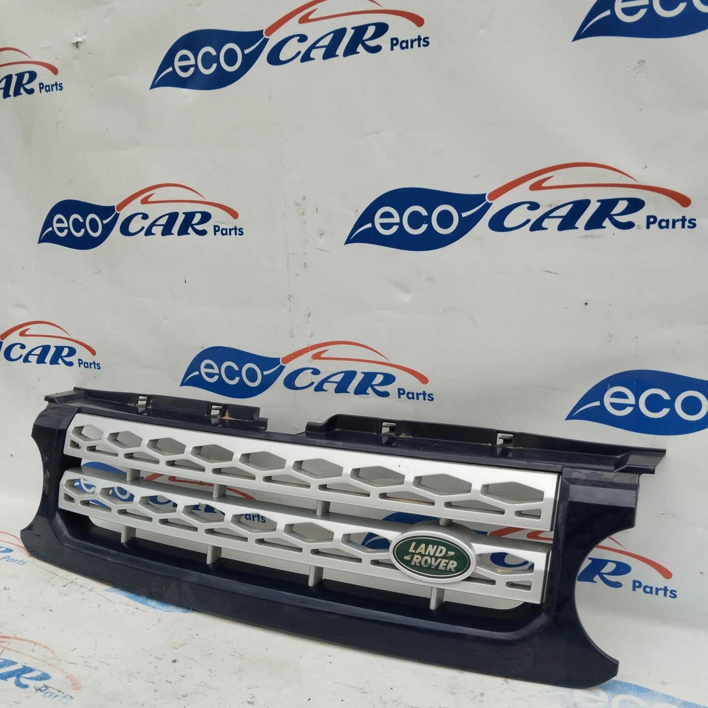 Land Rover Discovery 4 ecoAG3709 front grille