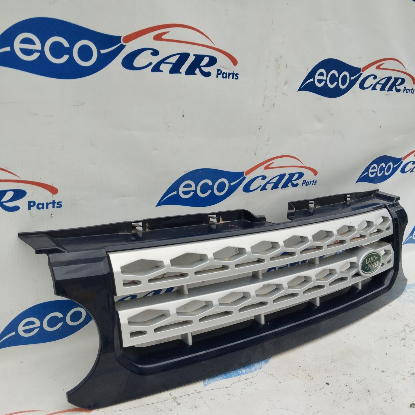 Land Rover Discovery 4 ecoAG3709 front grille