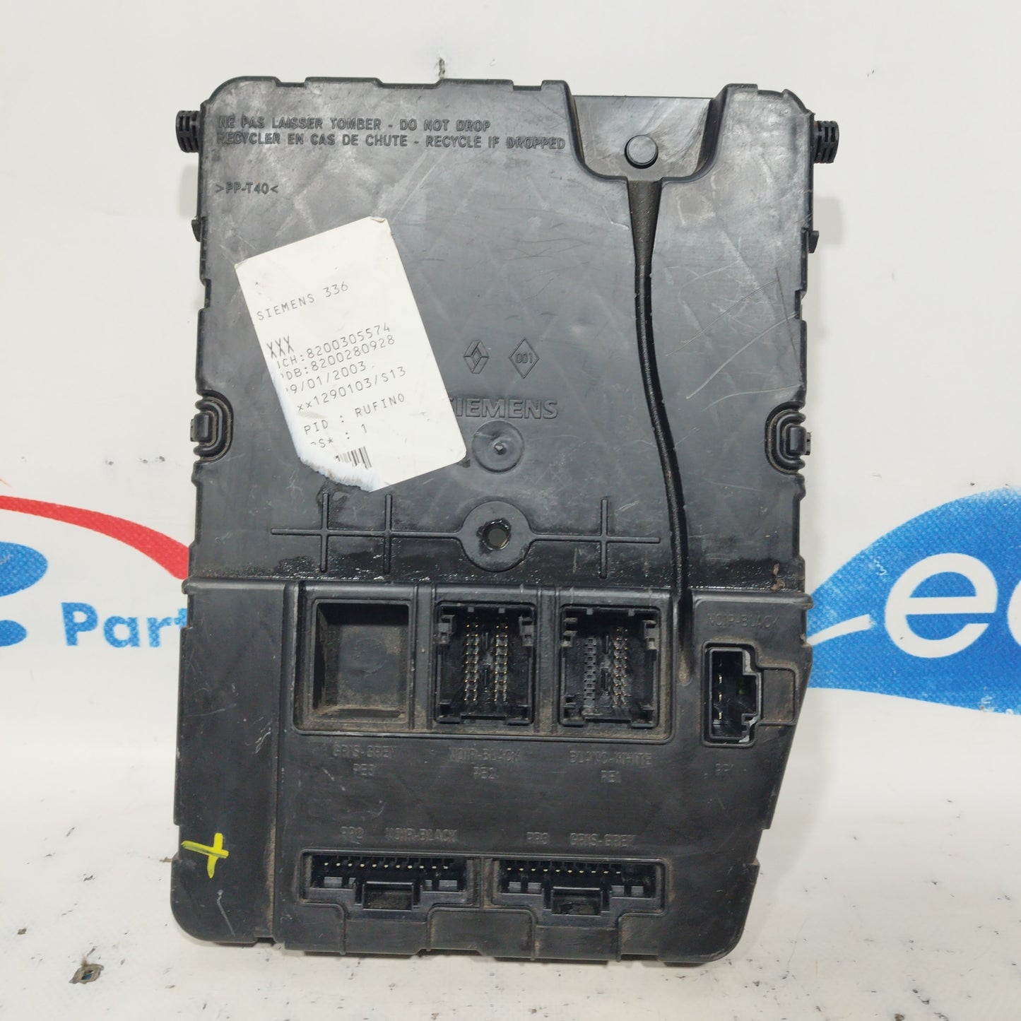 Centralina Comfort Renault Megane 1.5 DCI 2008 codice: 8200305574 ecoAC6276