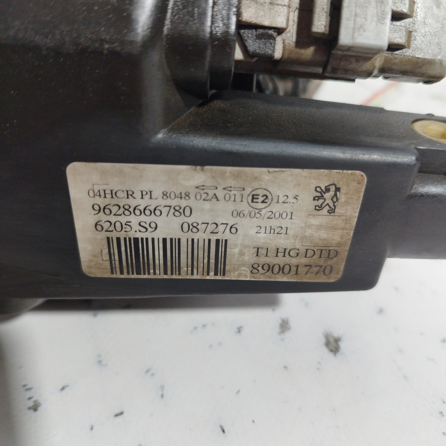 Peugeot 206 2004 rechter Frontscheinwerfer Code: 9628666780 ecoAC6284