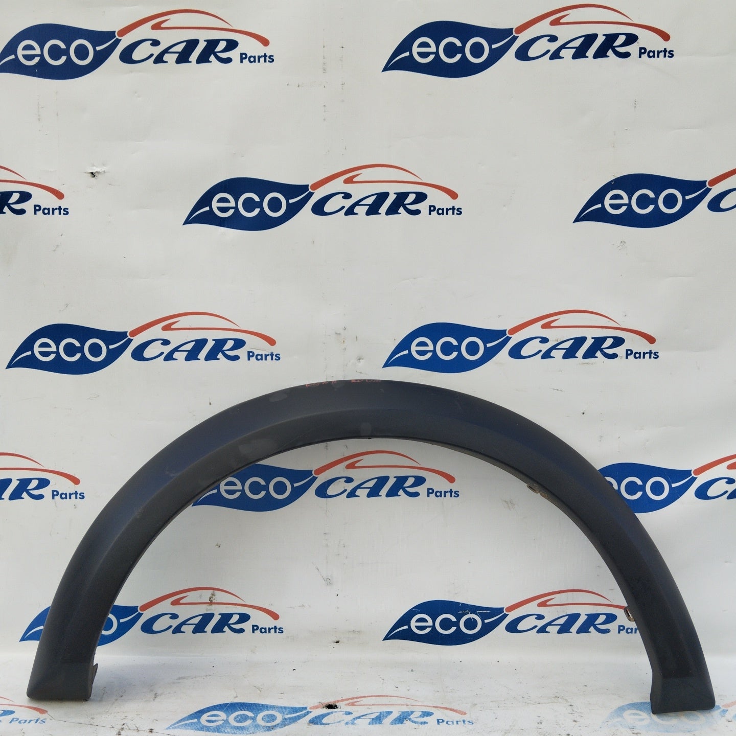 Land Rover Discovery 4 left front fender molding cod. Dfj000032 ecoAG3724