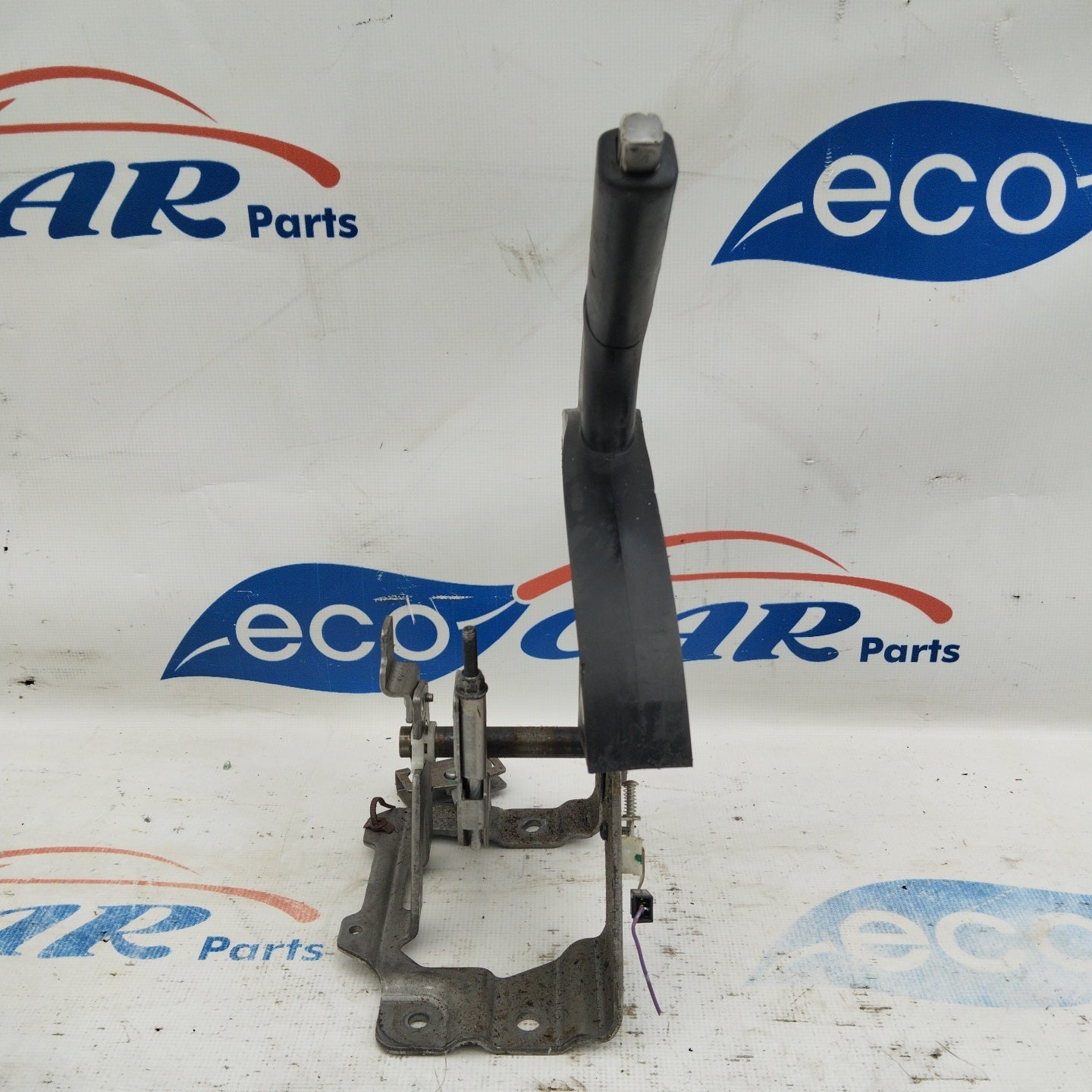 Handbrake lever Nissan Qashqai 2009 ecoAG3726