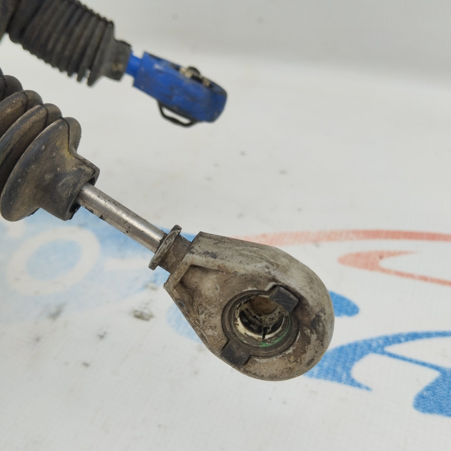 Gear lever with cables Nissan Qashqai 1.5 DCI code: Nissan JD200 ecoAG3732