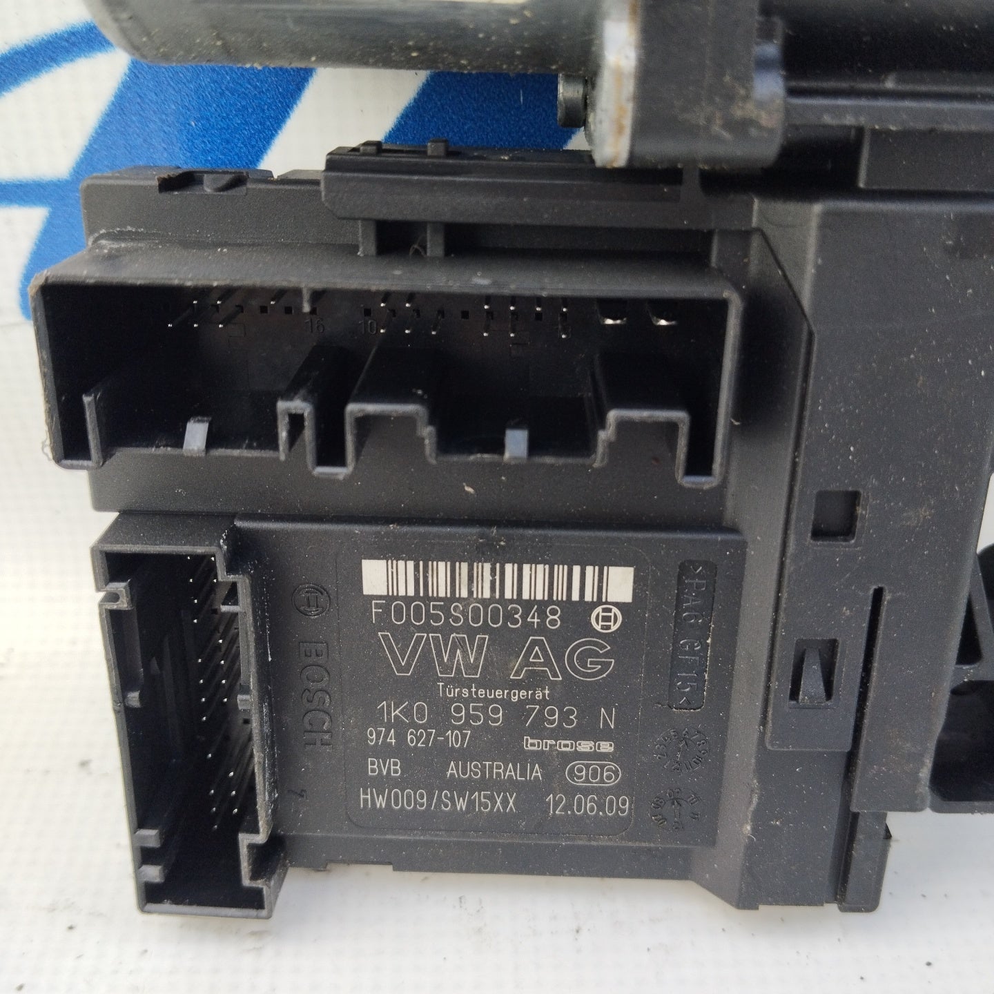 Right front rack motor Volkswagen Passat 2009 code: 1k0959793n ecoAG3737