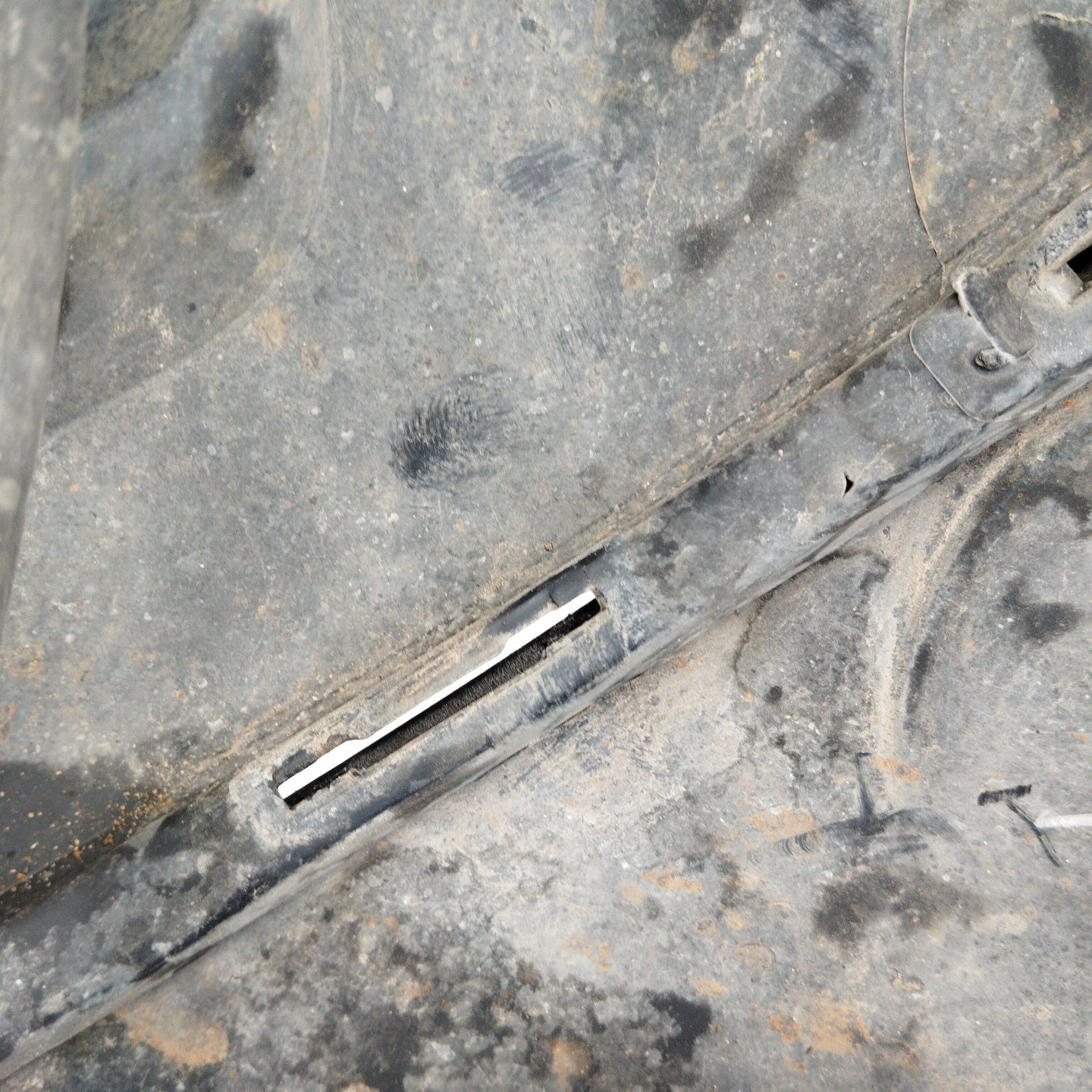 Blue front bumper Land Rover Discovery 4 ecoAG3752