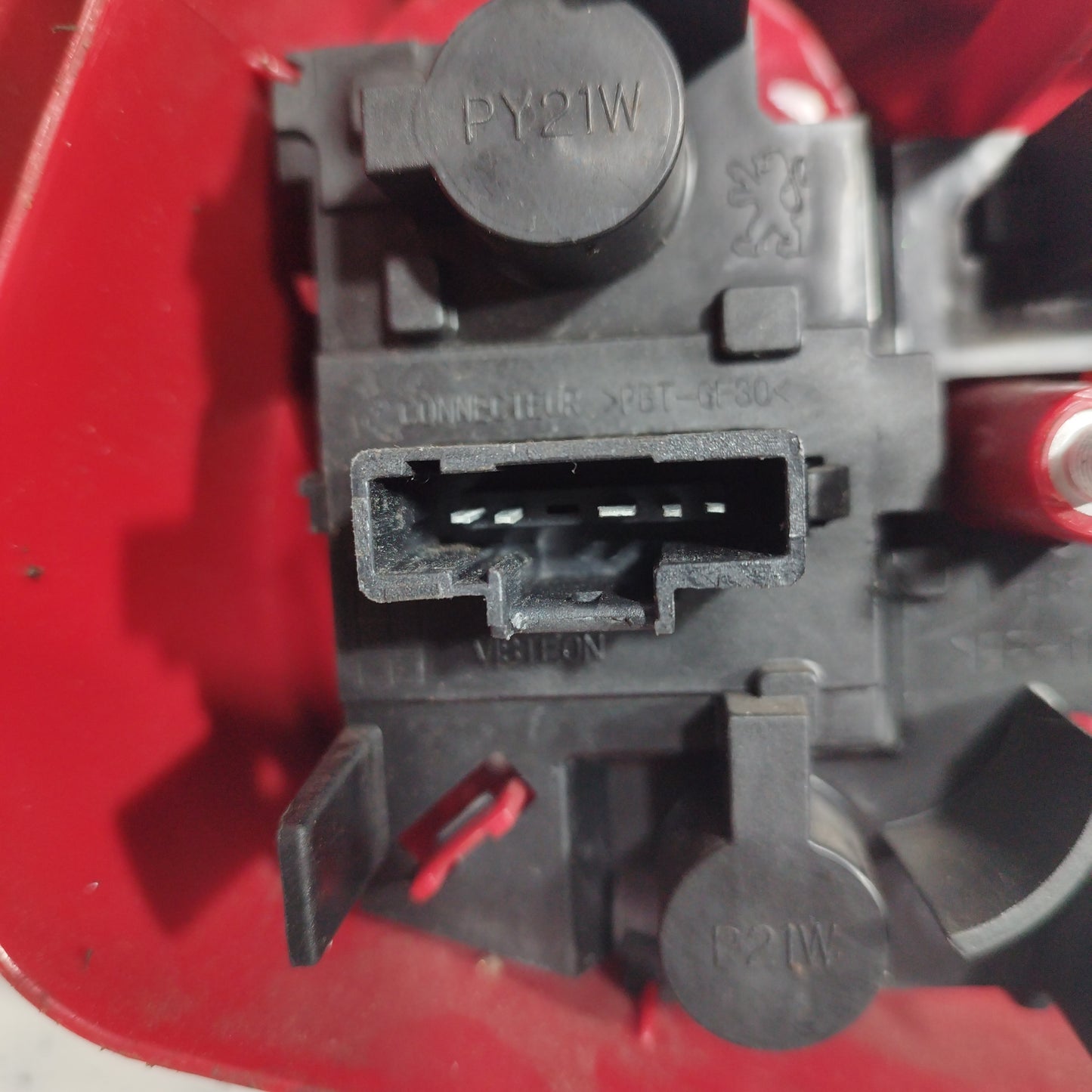 Fanale posteriore dx Peugeot Plus 2008 ecoAC6295