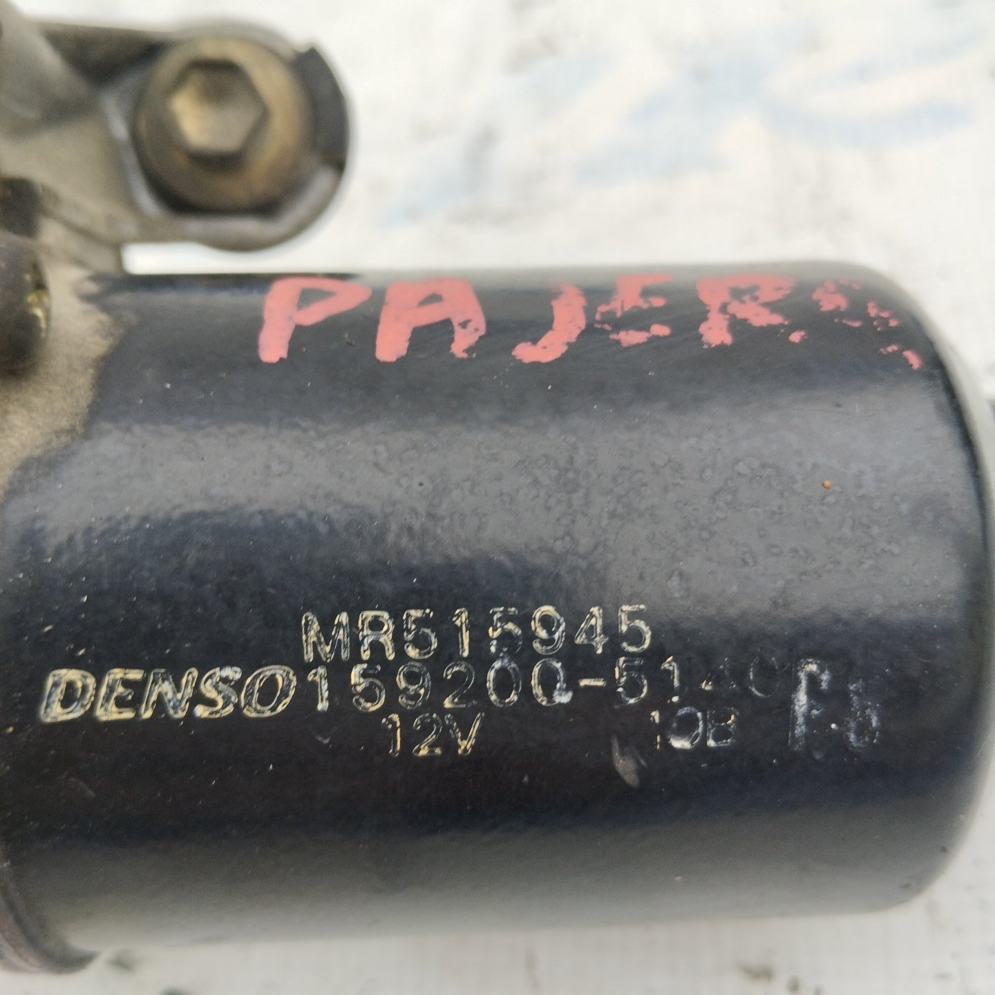 Front windshield wiper motor Pajero Pinin 2003 code: MR515945 ecoAG3785