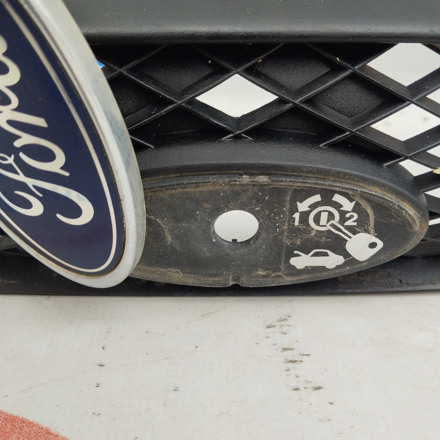 Front mask Ford Focus 2000 code: 98ab8200c ecoAG3798