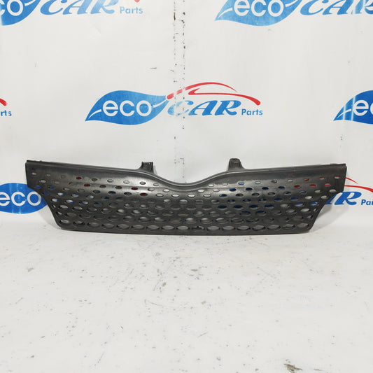 Front central grille Toyota Yaris Verso 2001 ecoAC6326
