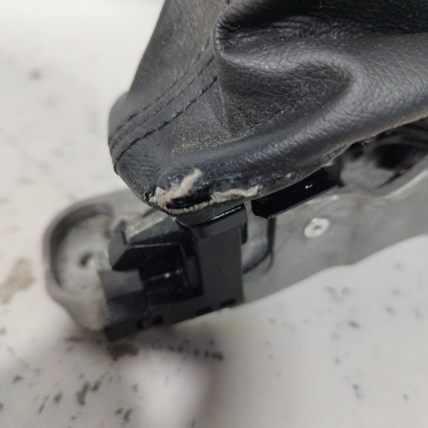 Handbrake lever Seat Leon 2012 ecoAC6370