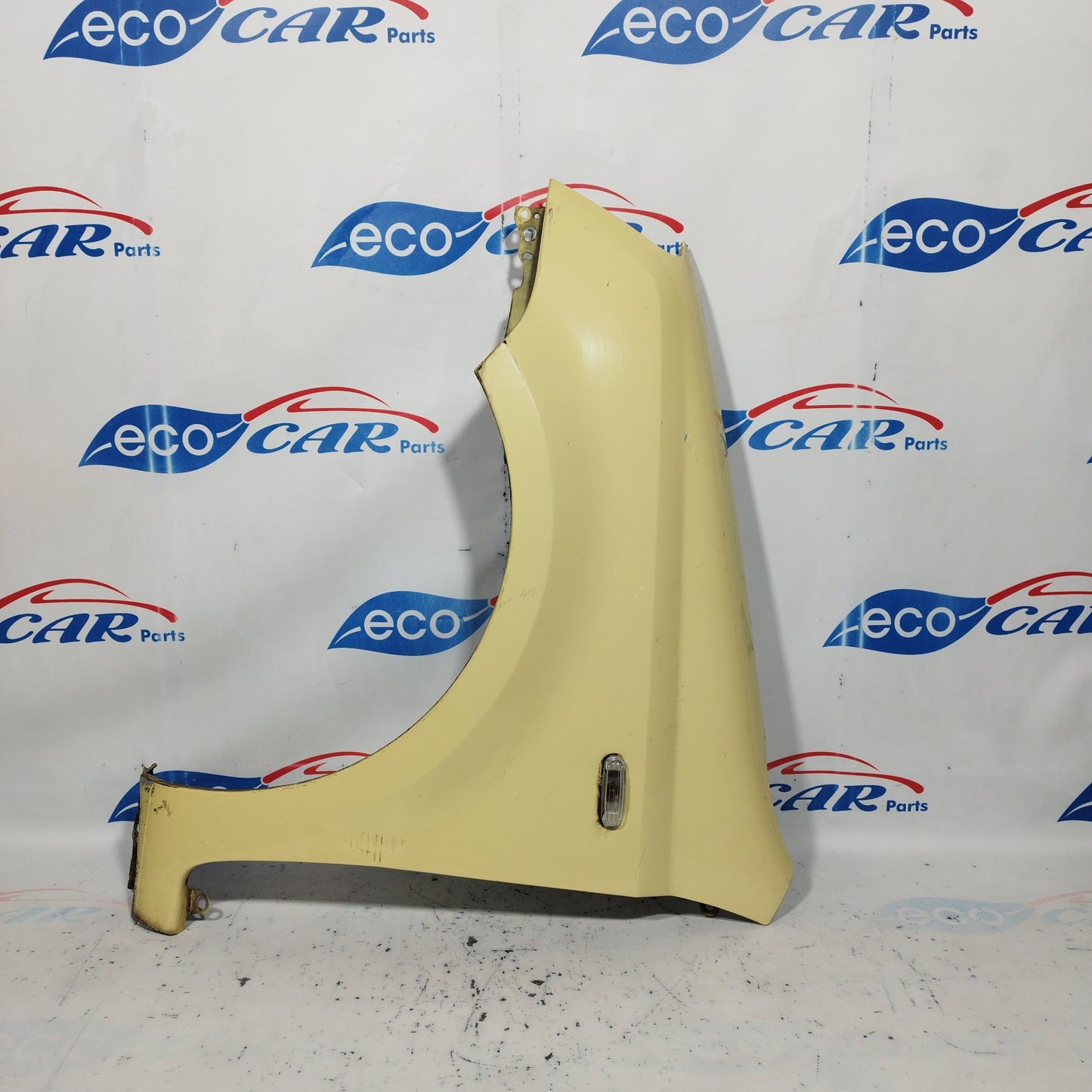 Straw yellow left front fender Fiat Panda 2008 ecoAC6476