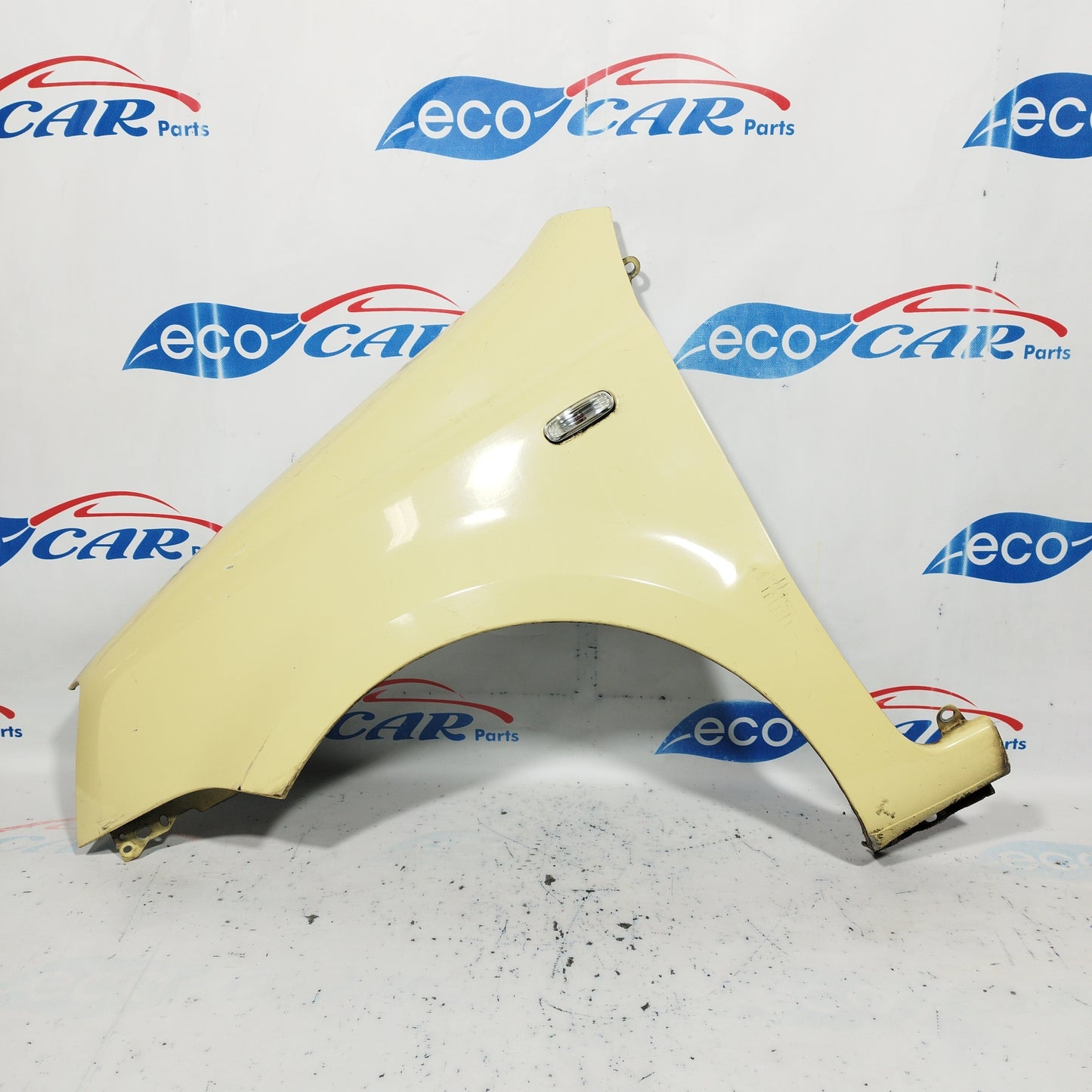 Straw yellow left front fender Fiat Panda 2008 ecoAC6476